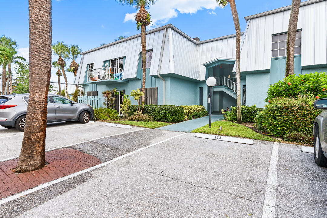 950 S Kanner Highway Unit B31 — photo