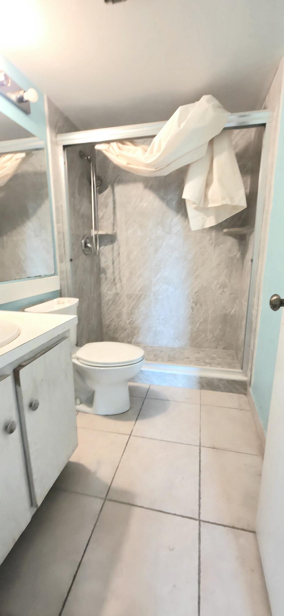 334 Knotty Pine Circle D-2 — photo