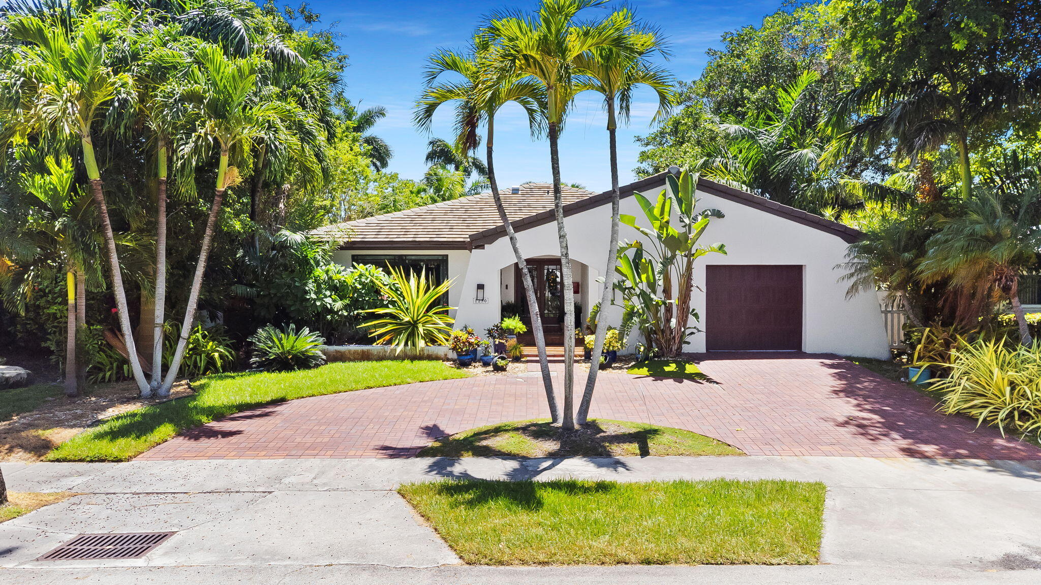 1230 Taylor Street — photo