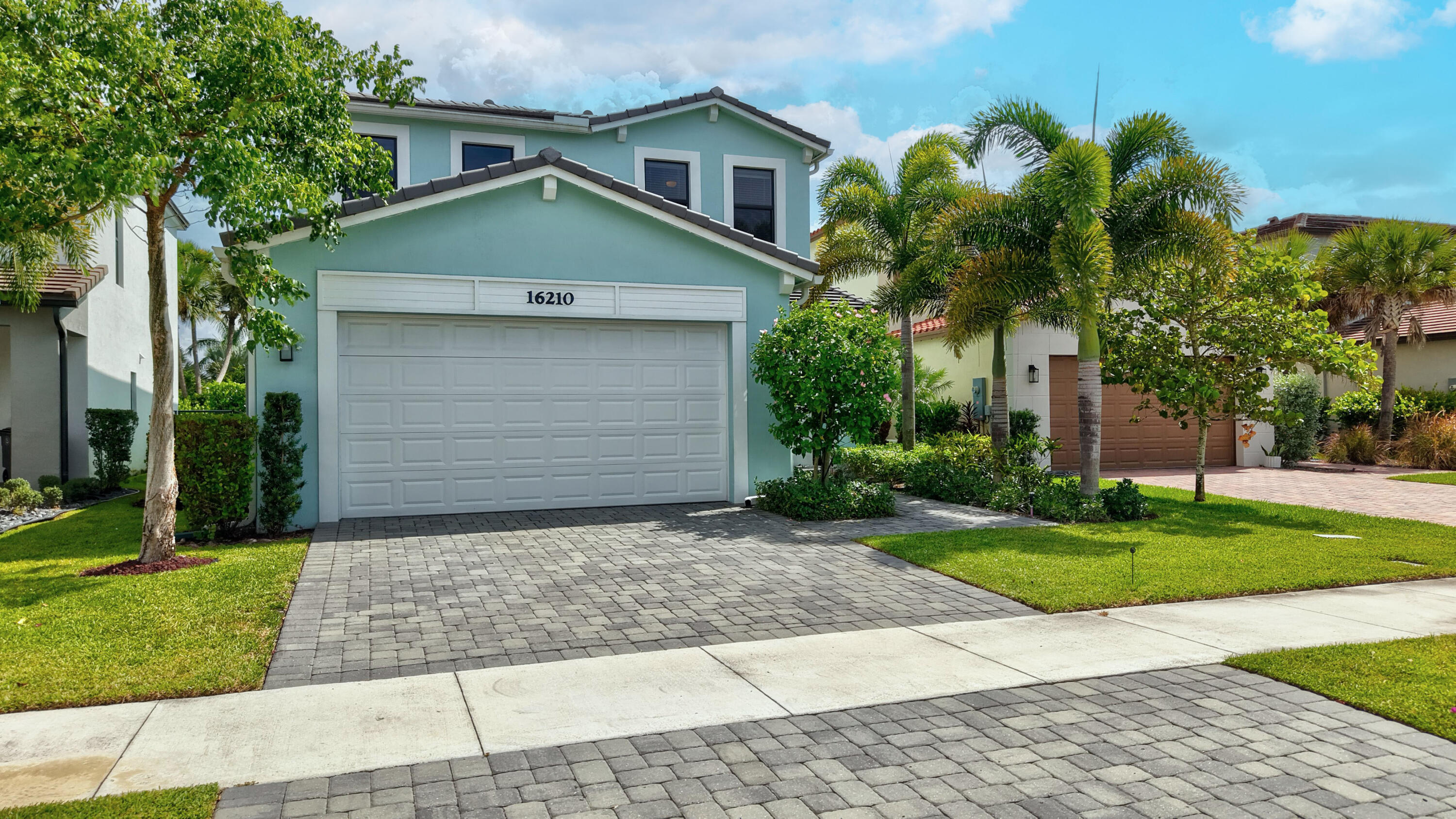 16210 Sandy Shore Drive — photo