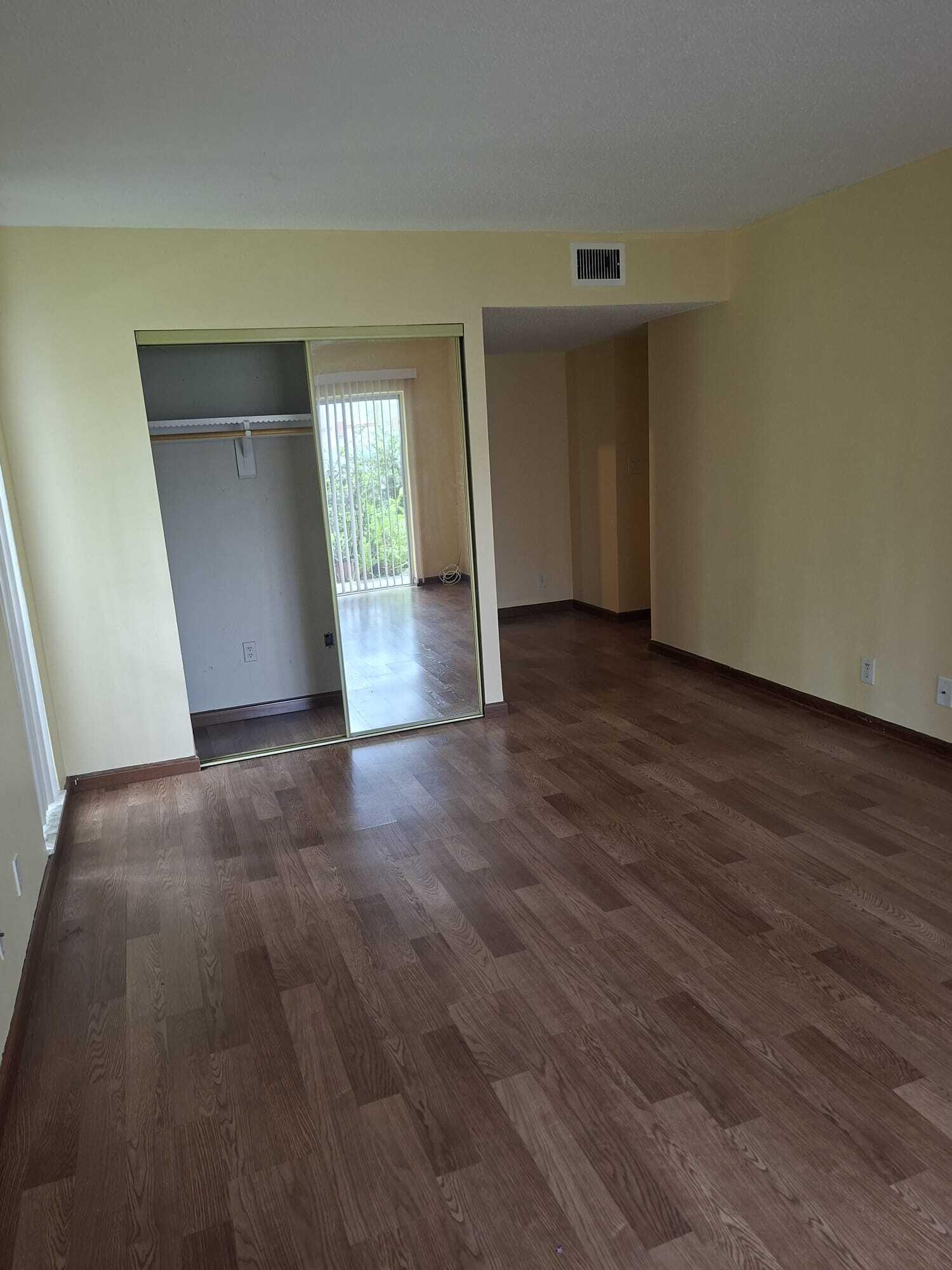 2 Greenway Village N 108 — photo