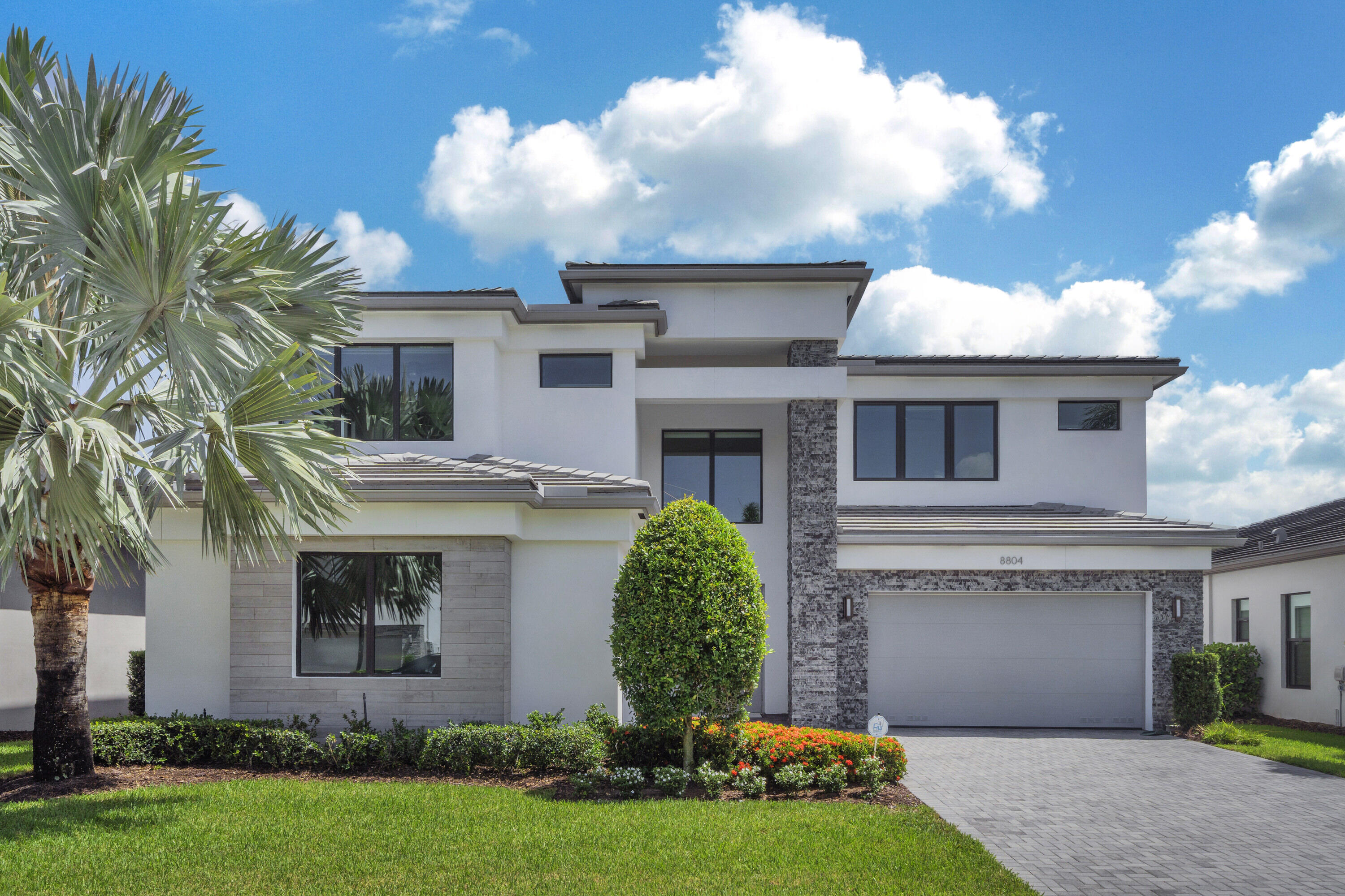 8804 Skyward Street — photo
