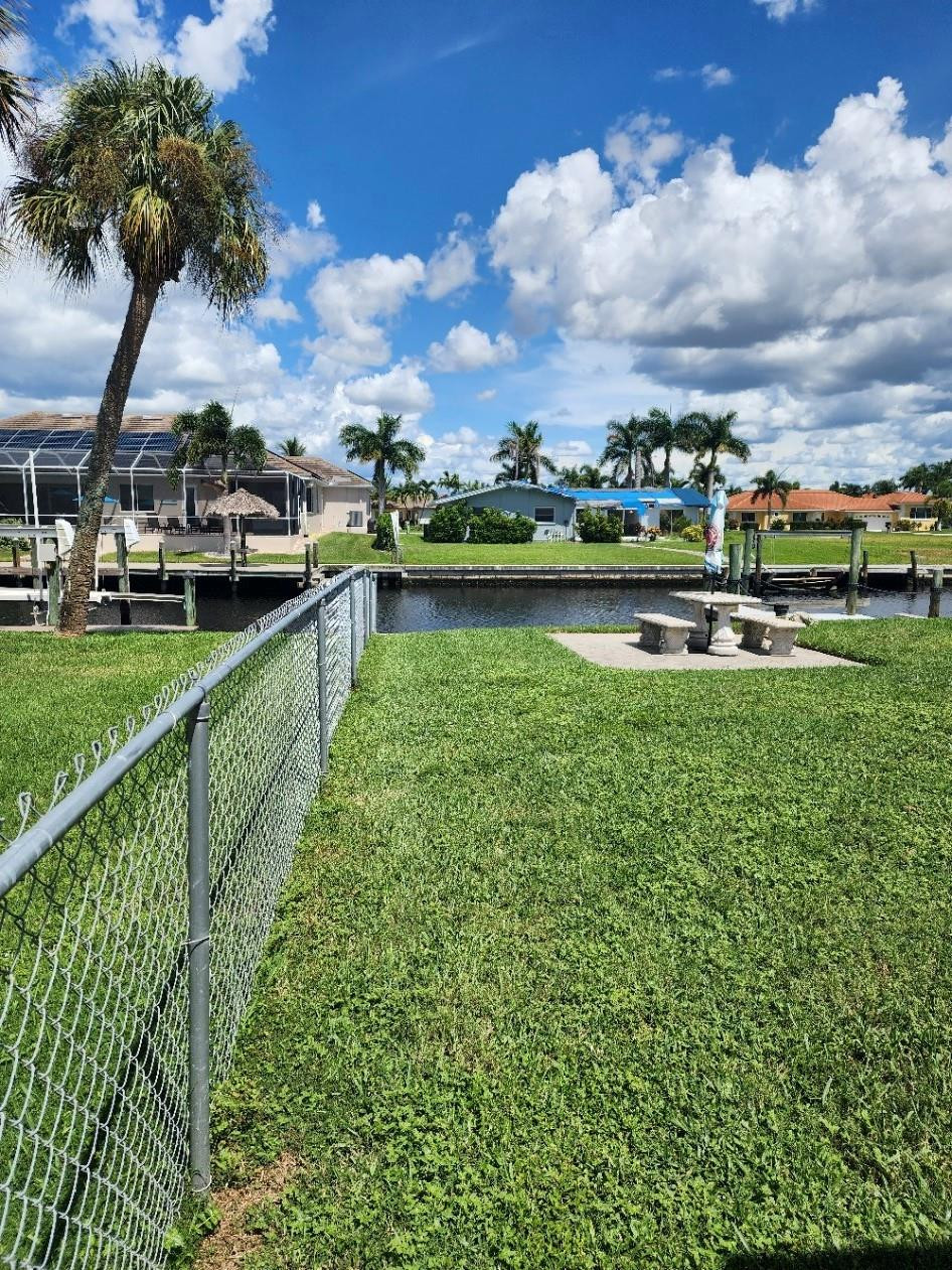 5325 Cocoa Court — photo