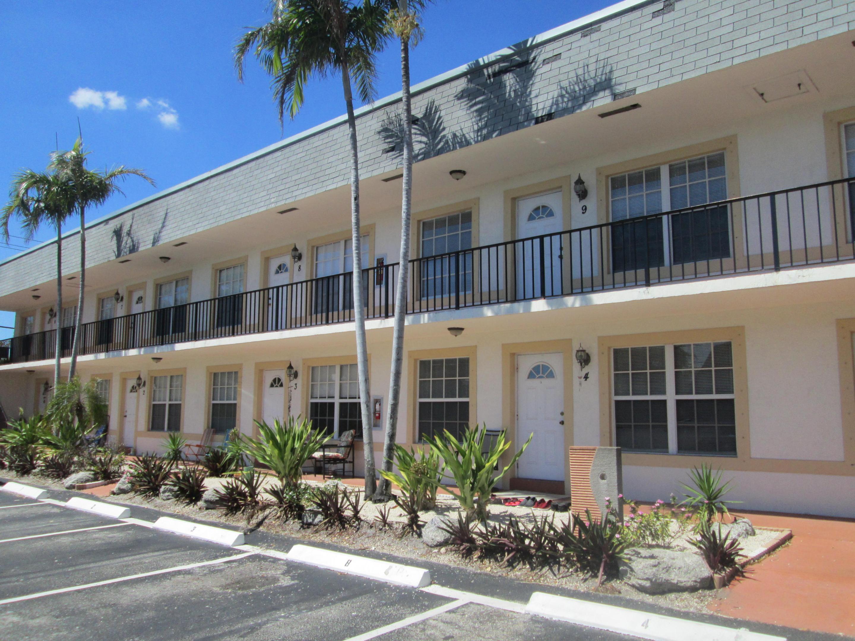 405 N Cypress Drive 4 — photo