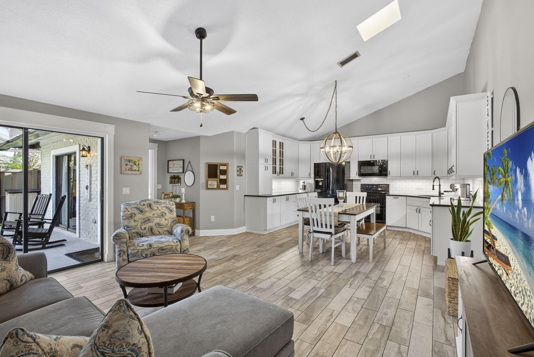 5602 Golden Eagle Circle — photo