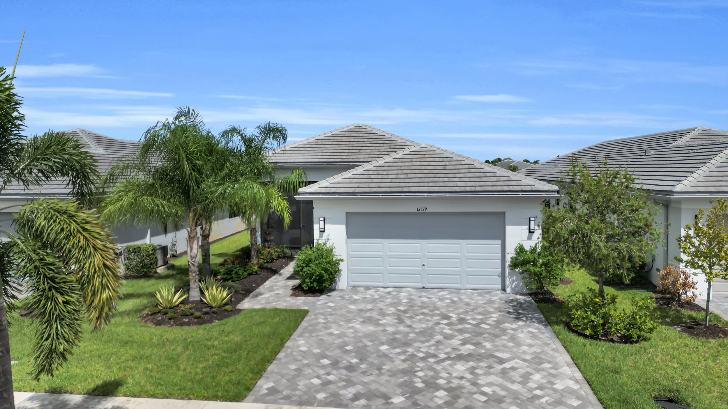 12579 SW Pink Playa Parkway — photo