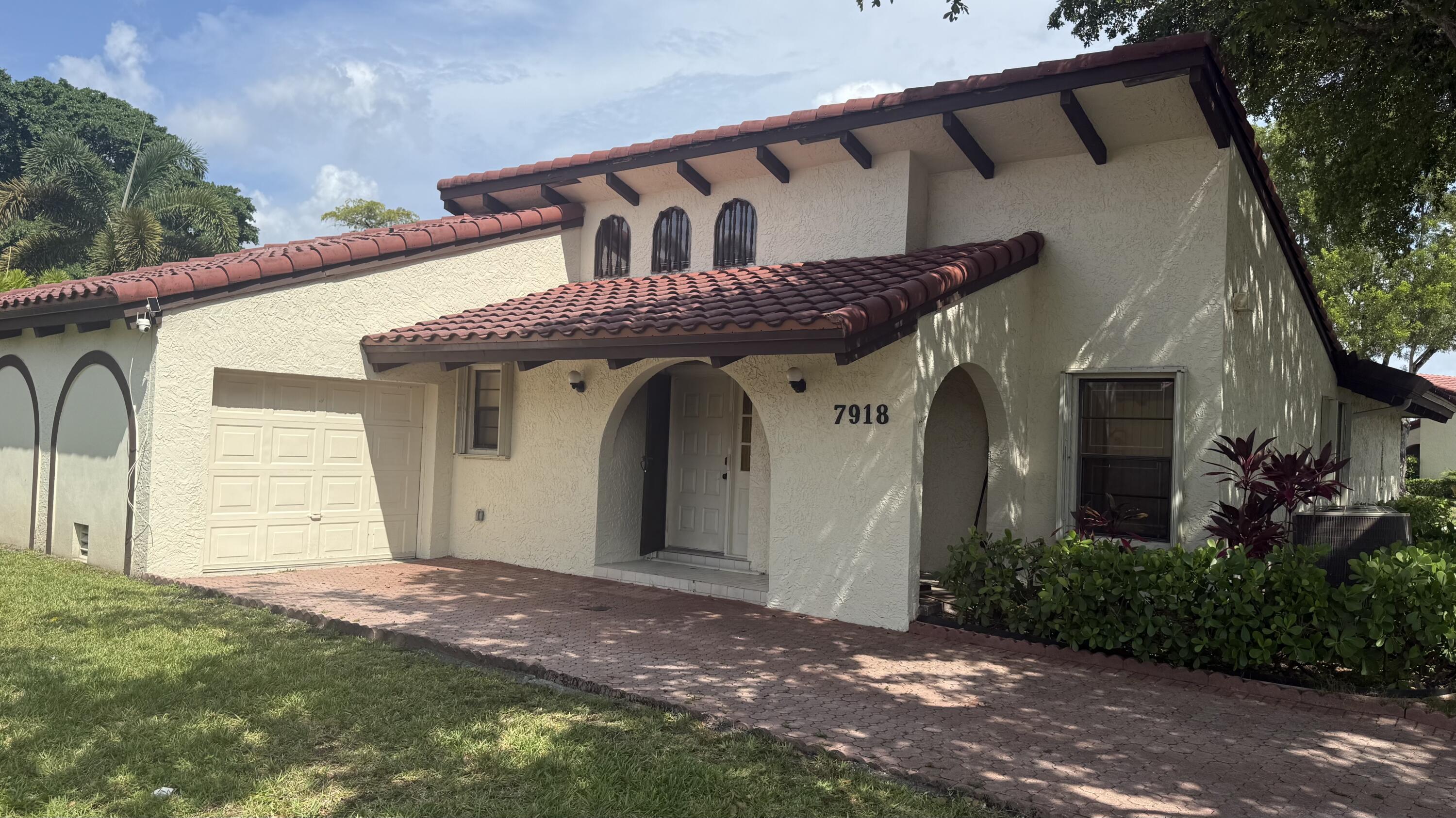 7918 Hibiscus Circle 59 — photo