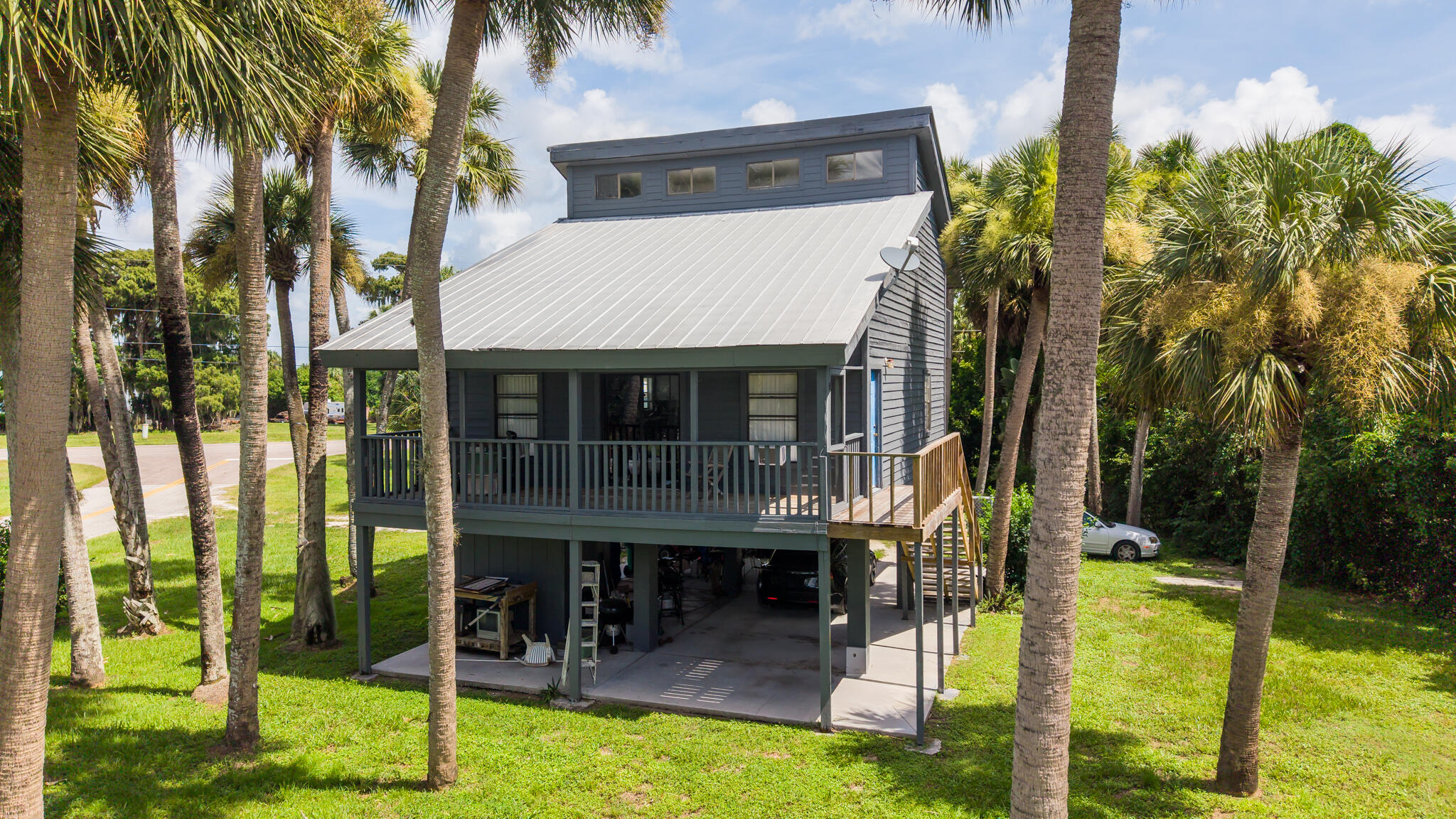 1017 Sabal Palm Drive — photo