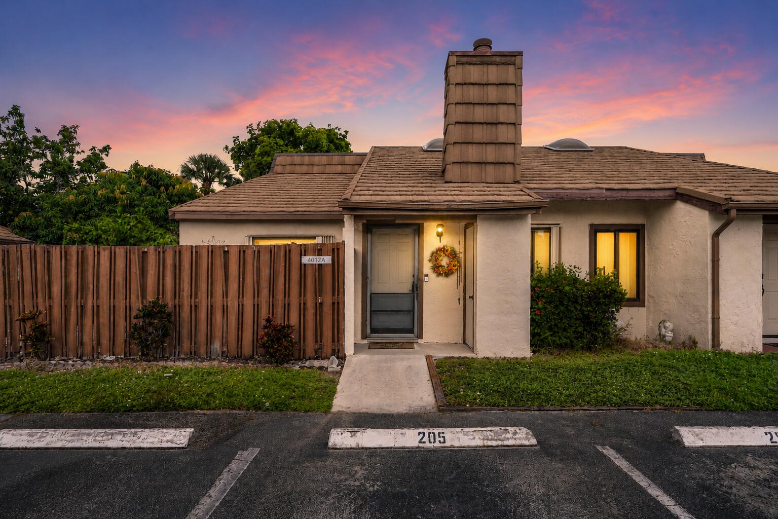4012 Palm Bay Circle — photo
