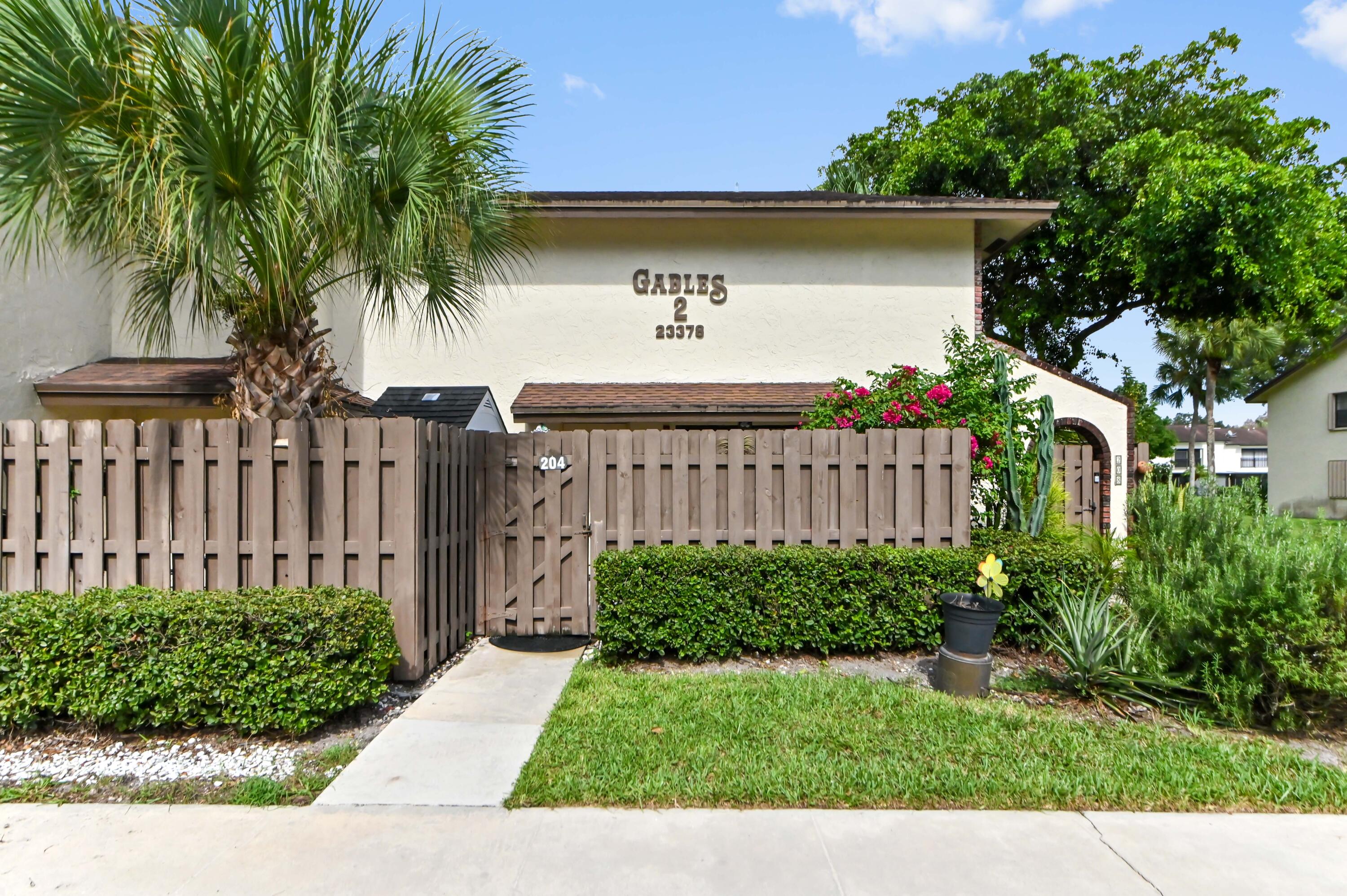 23378 Lyons Road 204 — photo