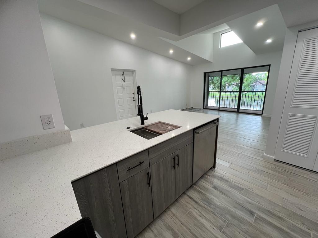 712 Sunny Pine Way C3 — photo