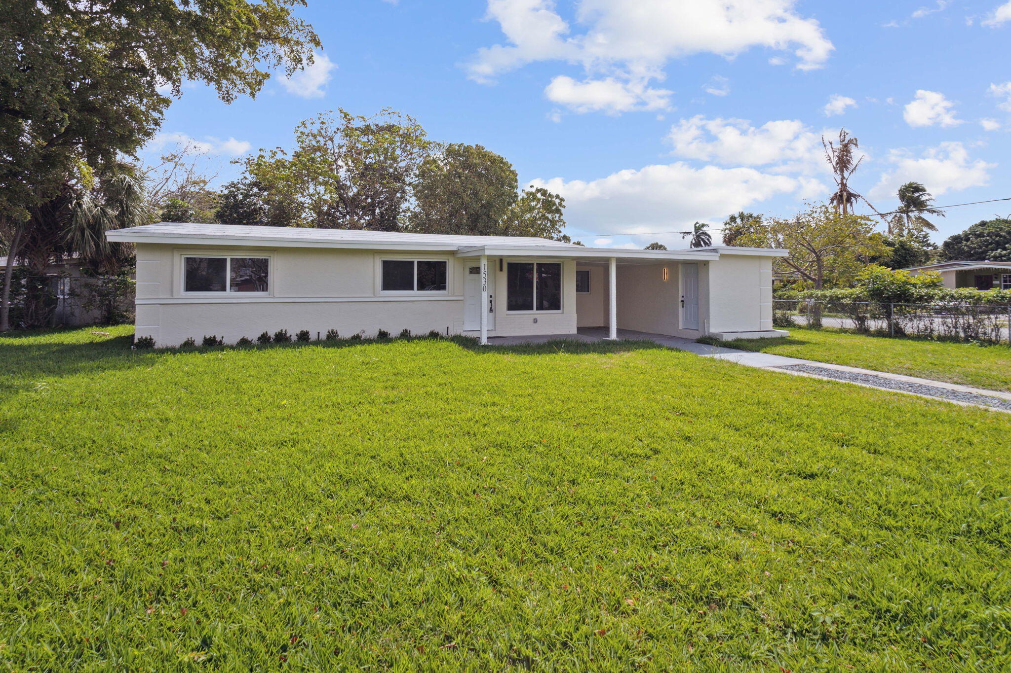 1530 NW 18th Court — photo