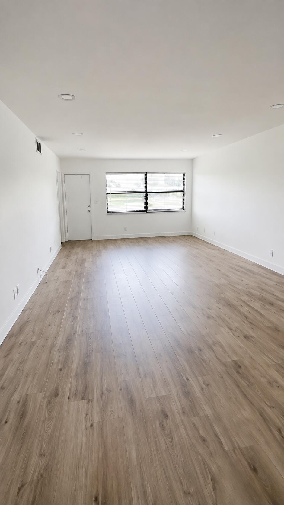 3107 SW 20th Terrace 20C1 — photo