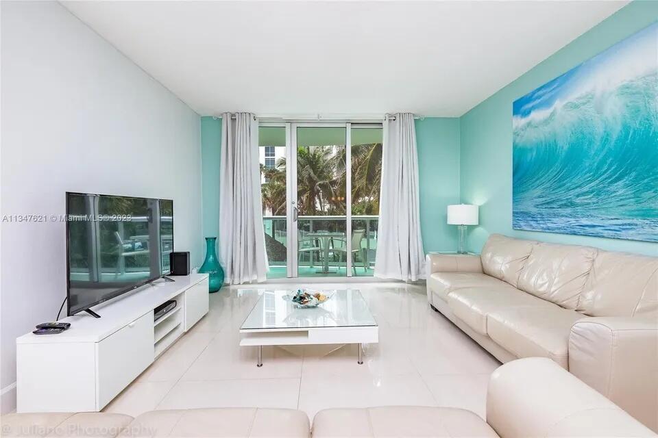 3901 S Ocean Drive 2H — photo