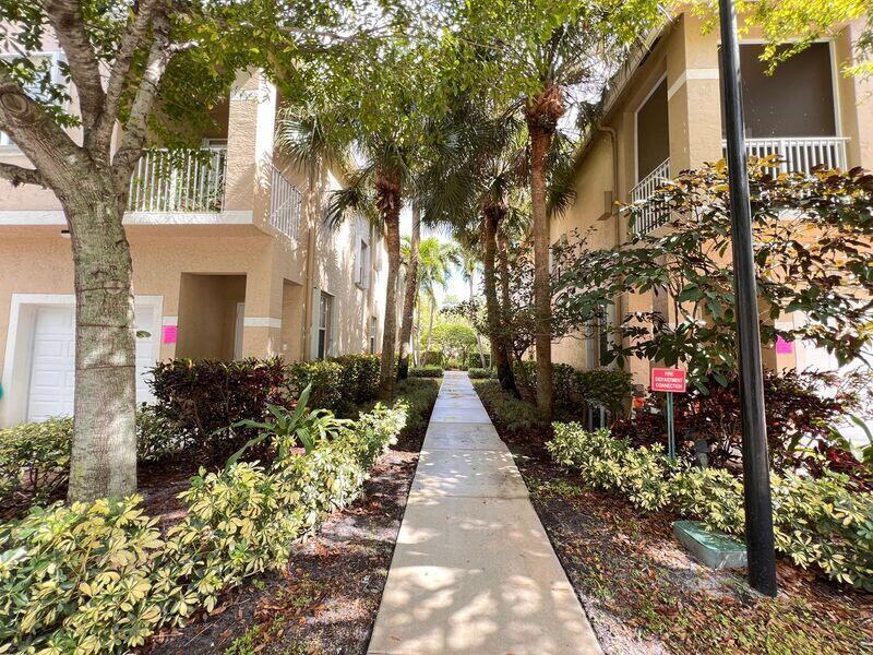 117 Lighthouse Circle J — photo