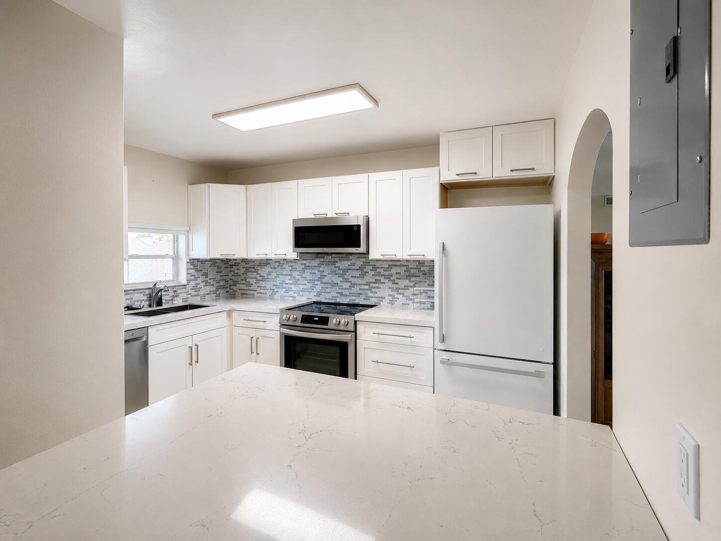 9411 N Hollybrook Lake Drive 309 — photo