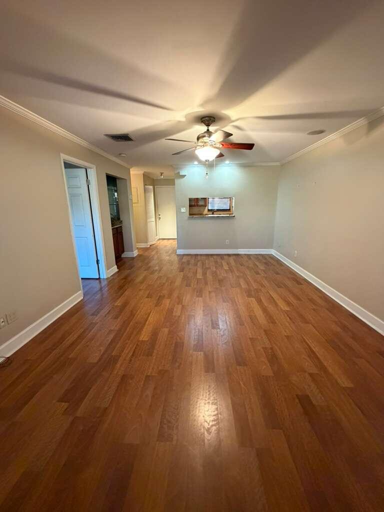 2050 Oleander Boulevard 2-202 — photo