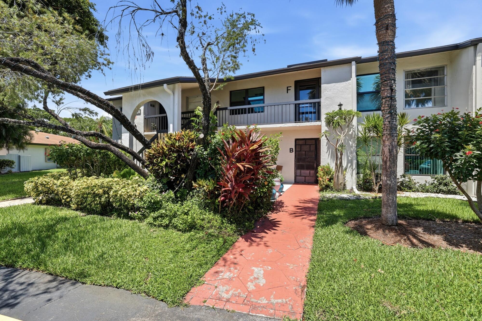 5710 Princess Palm Court B — photo