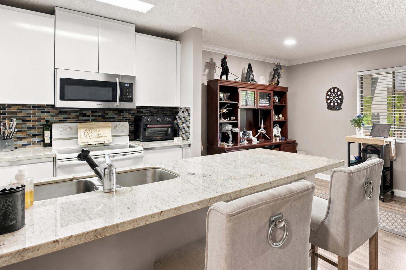 711 Forest Club Drive 119 — photo