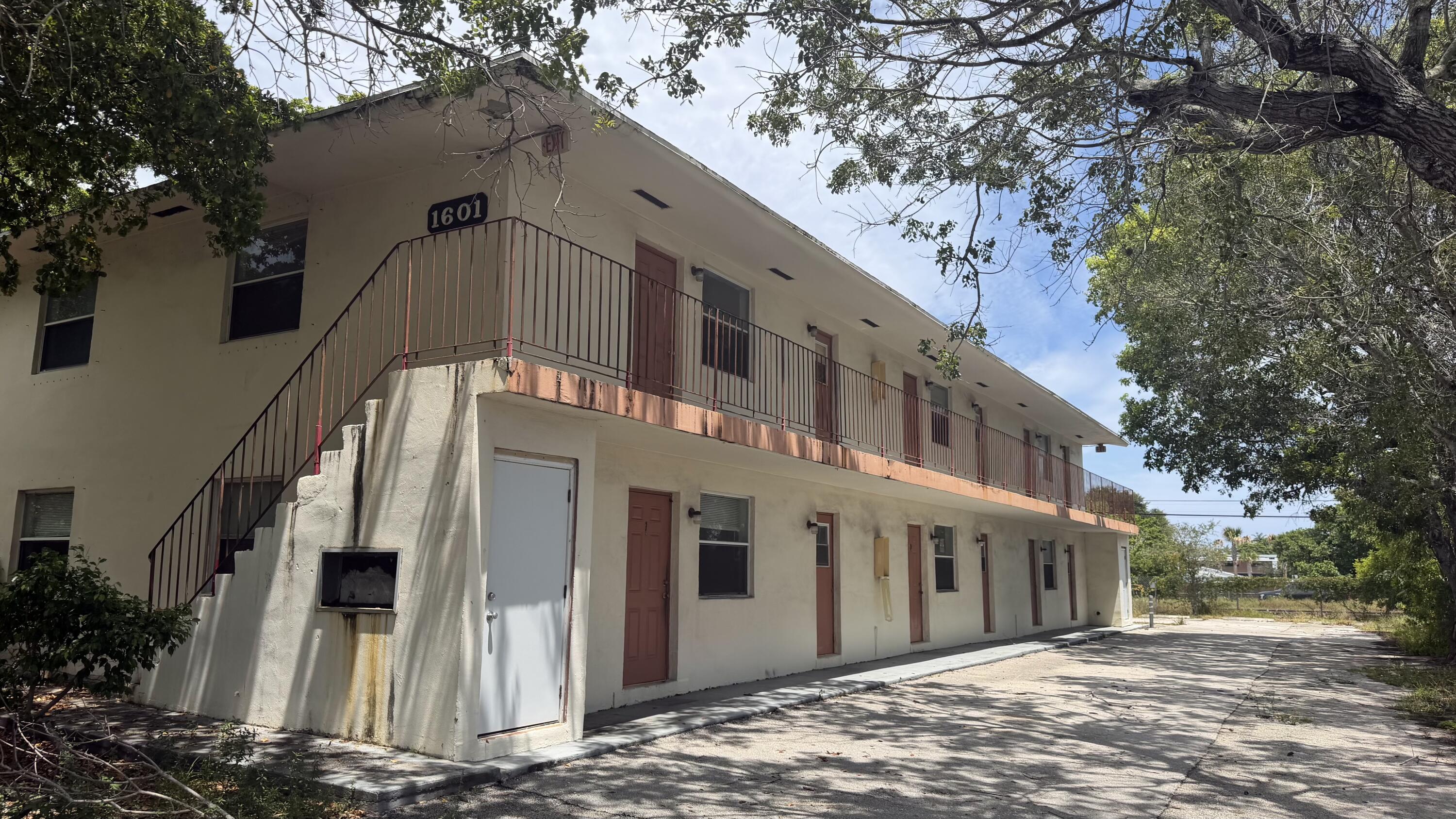 1601 NE 3rd Avenue, Delray Beach, FL — photo
