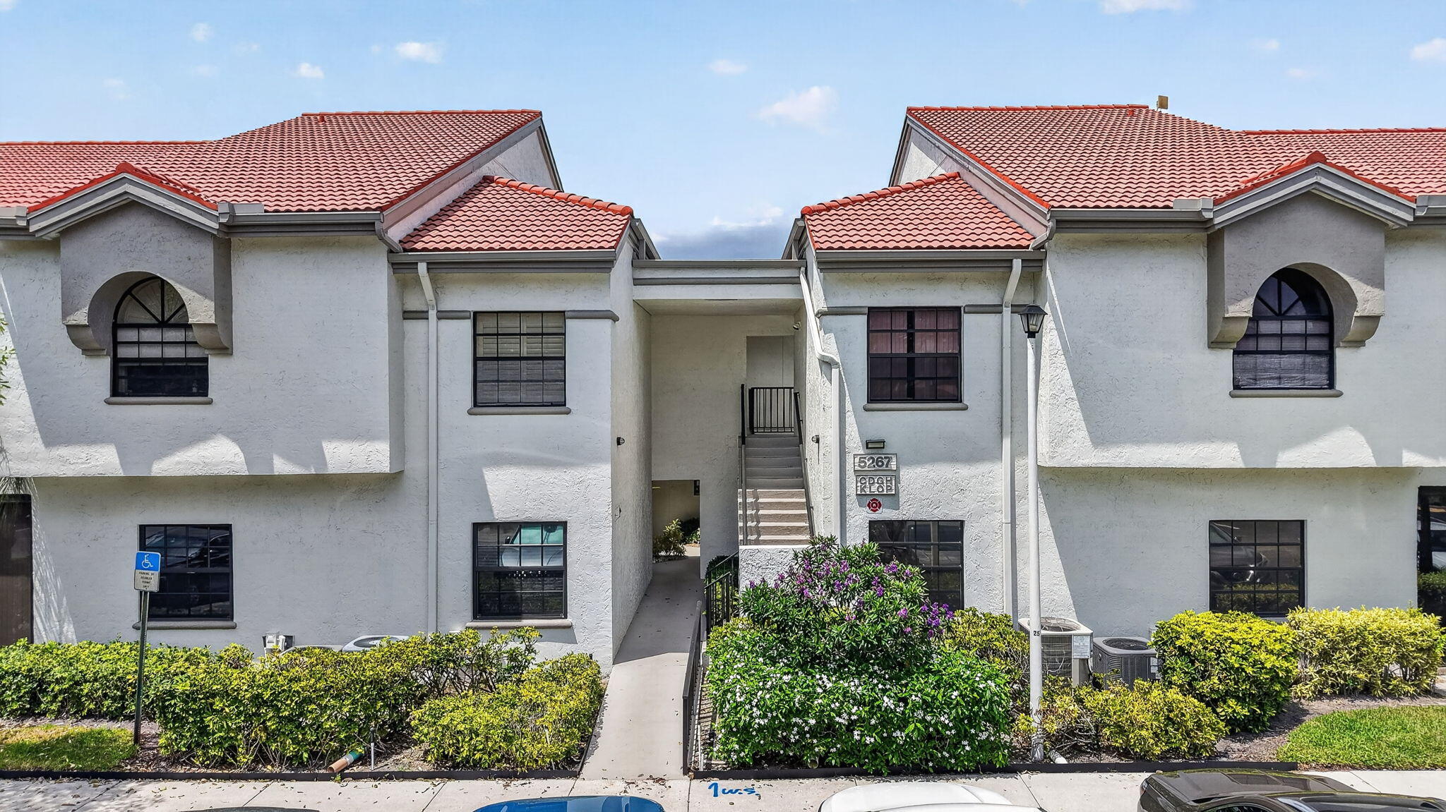 5267 Europa Drive C — photo