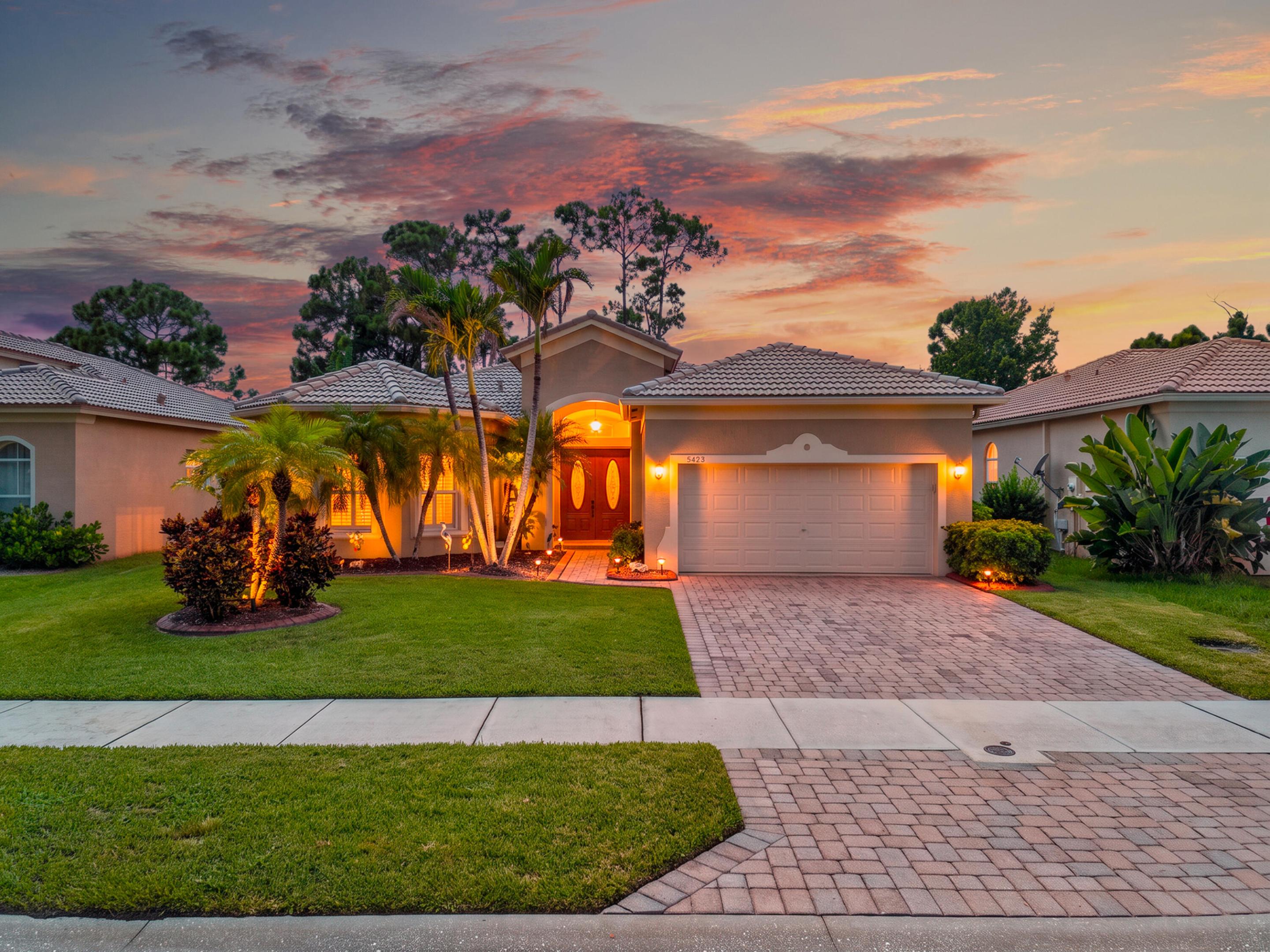 5423 Place Lake Drive — photo