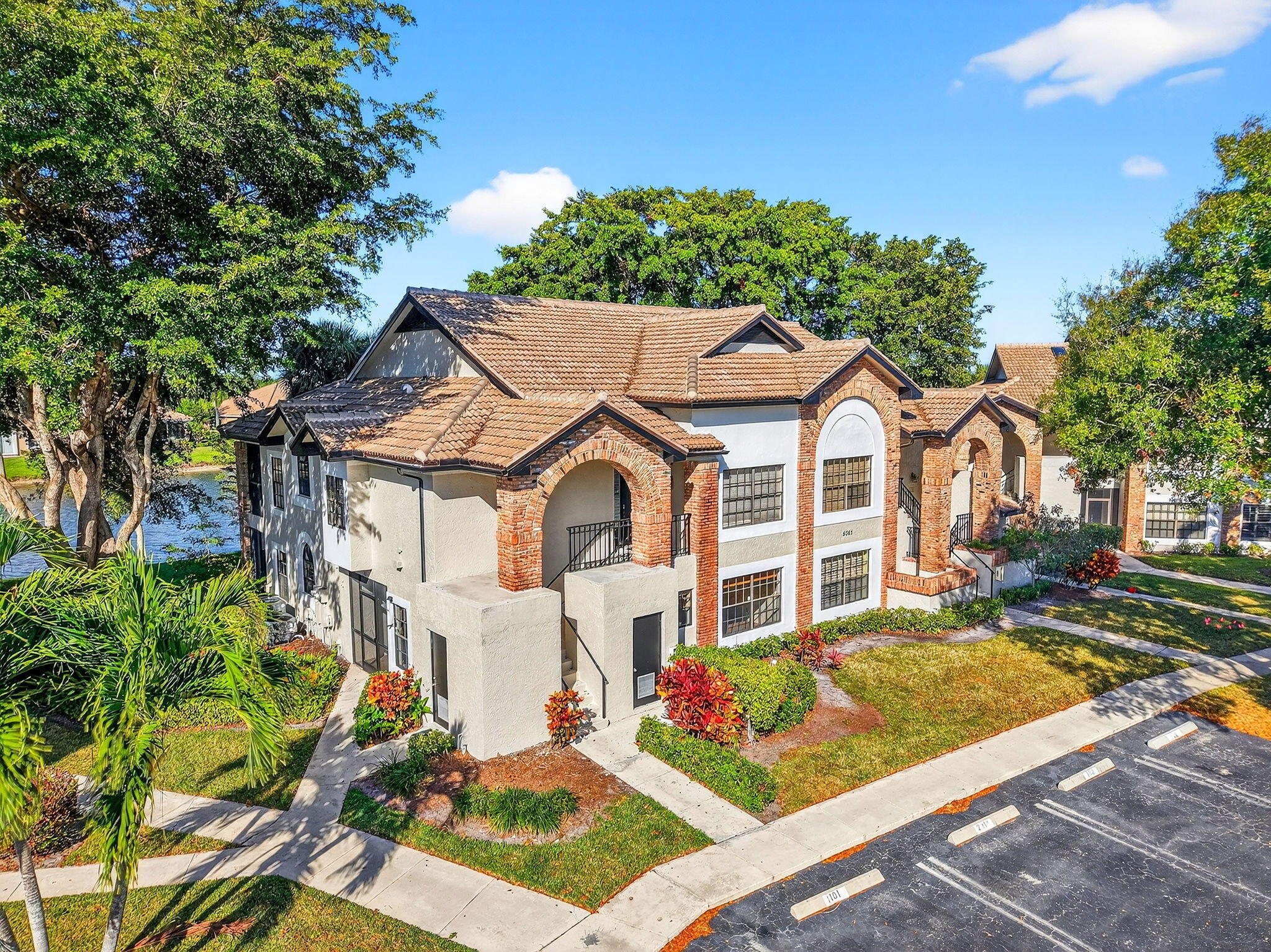 8065 Aberdeen Drive 101 — photo