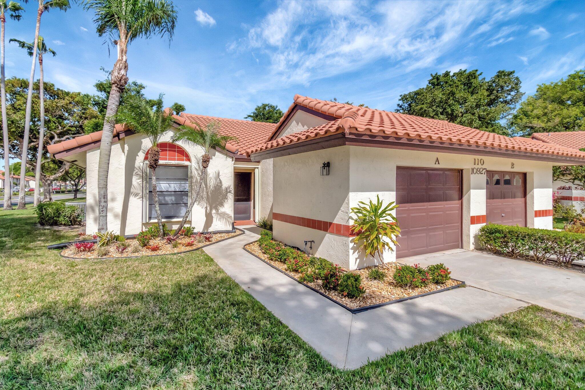 10927 Dolphin Palm Court a — photo
