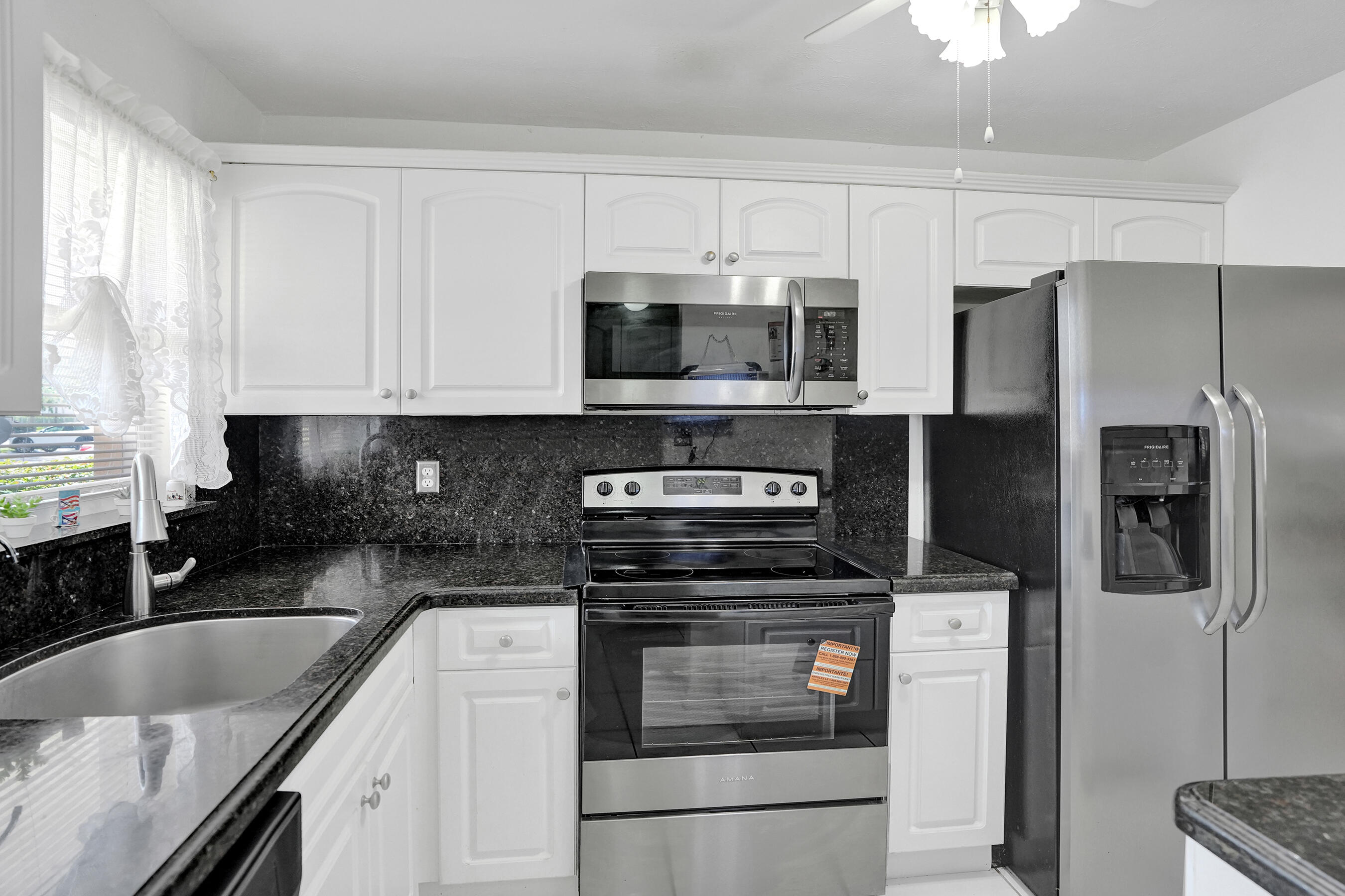 2651 Sunrise Lakes Drive E 104 — photo