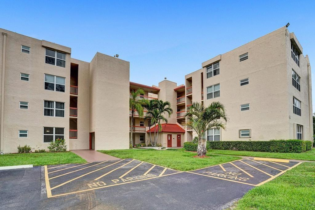 9451 Evergreen Place 306 — photo