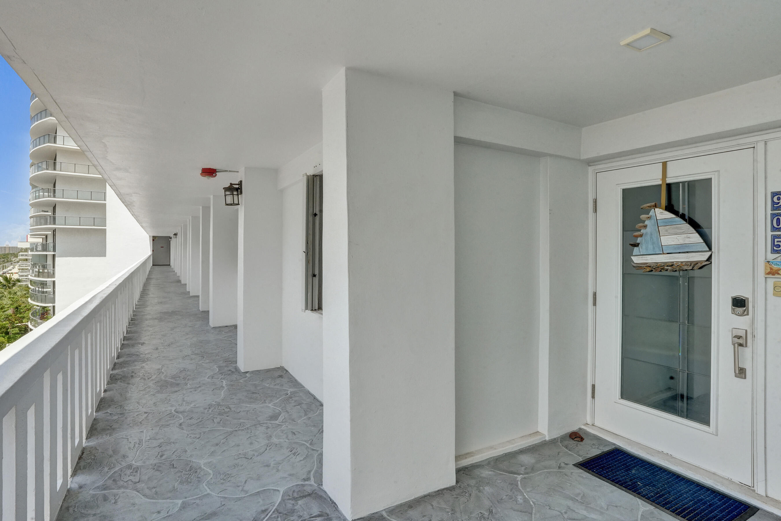 1012 N Ocean Boulevard 905 — photo