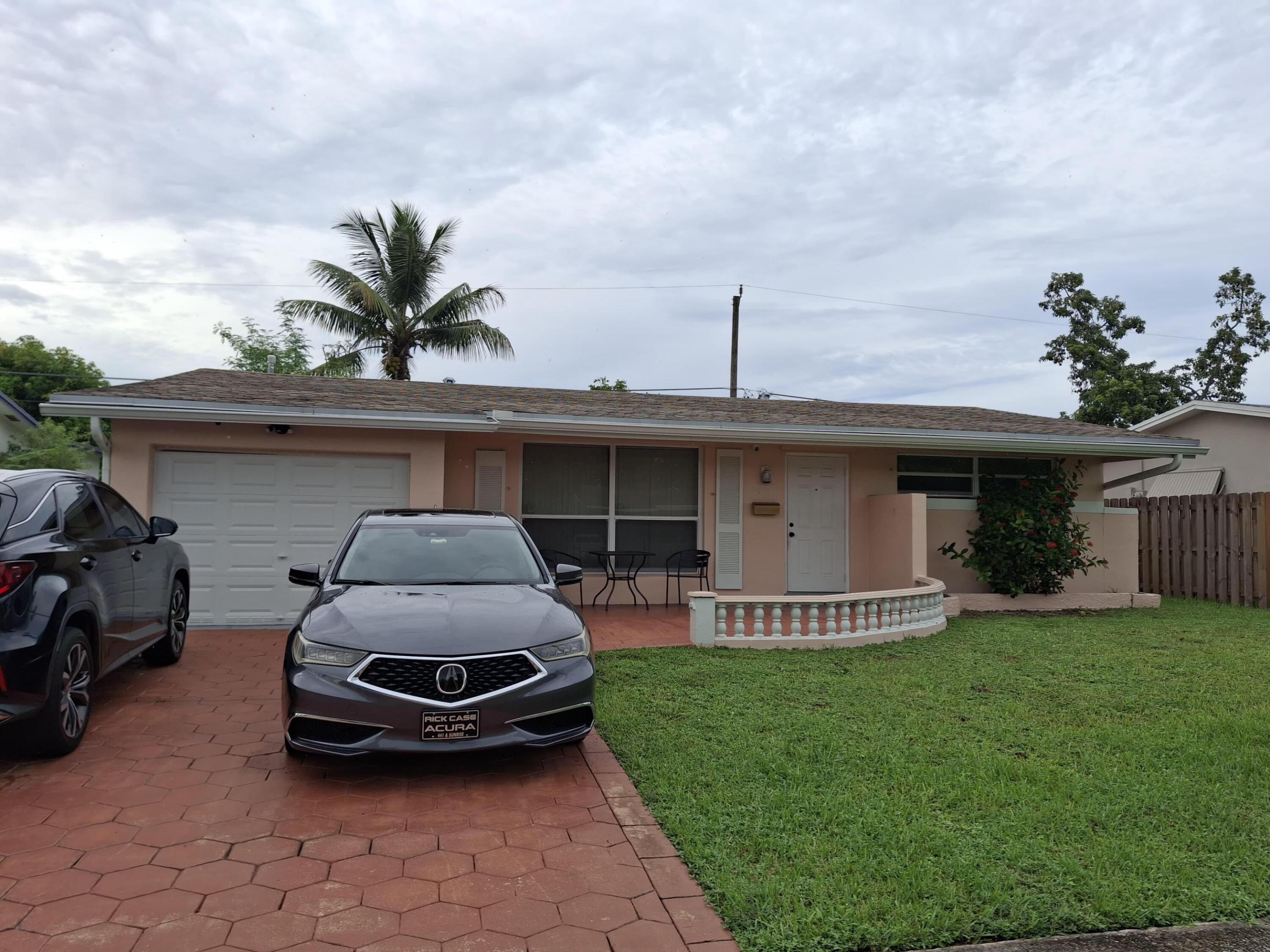 8407 NW 25th Court — photo