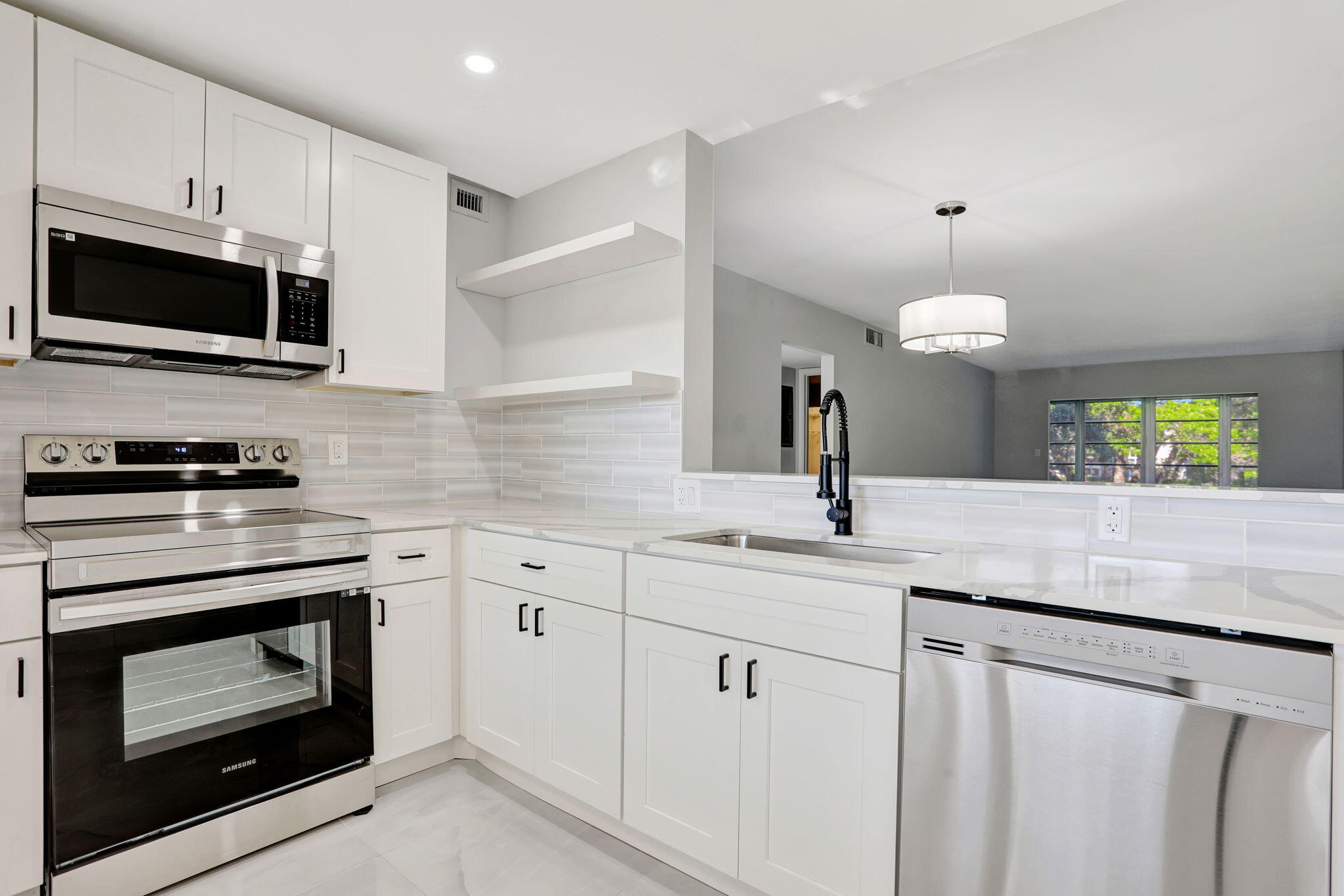 2202 Lucaya Bend G2 — photo