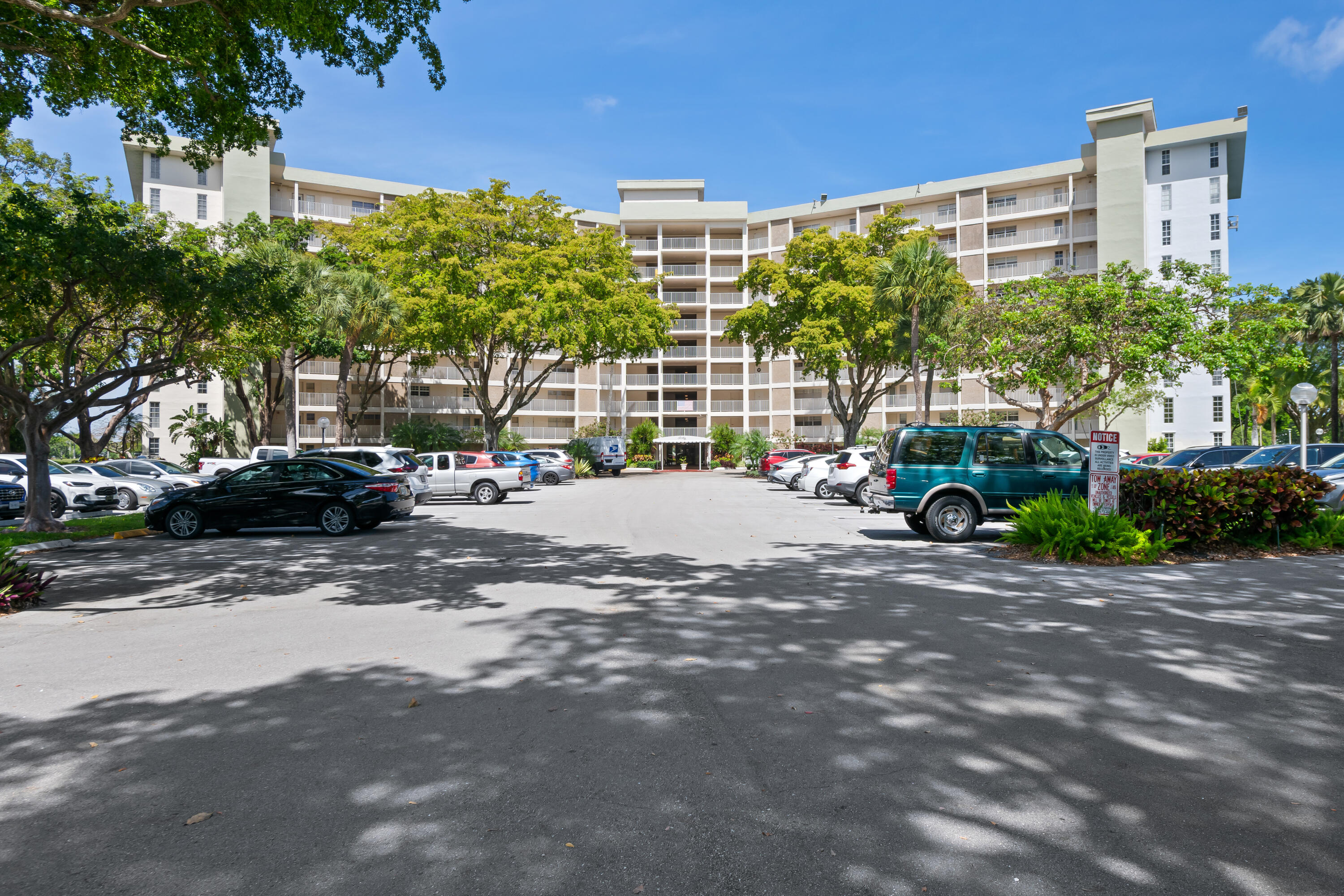 3051 N Course Drive 211 — photo