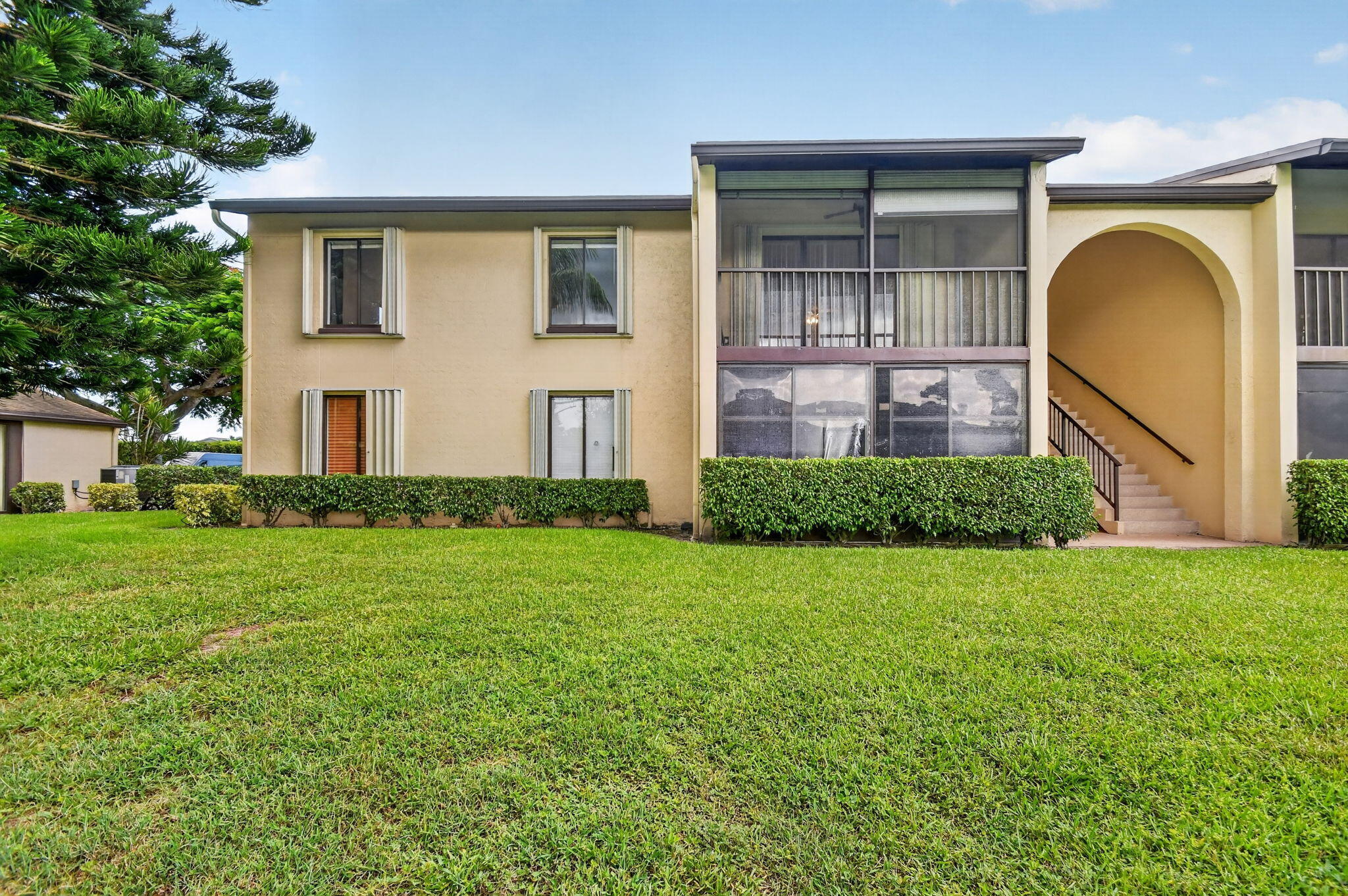 623 Sea Pine Way E2 — photo
