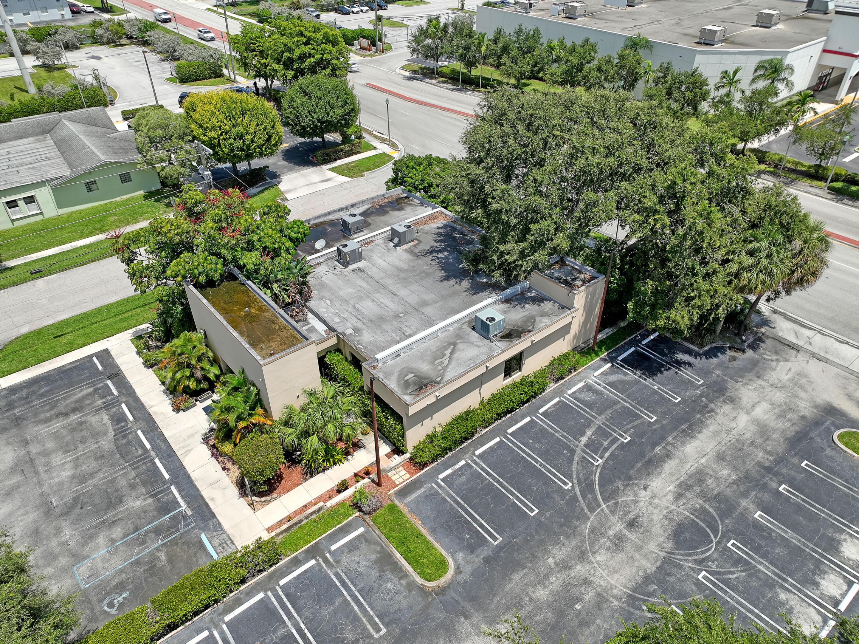 801 Spencer Drive — photo