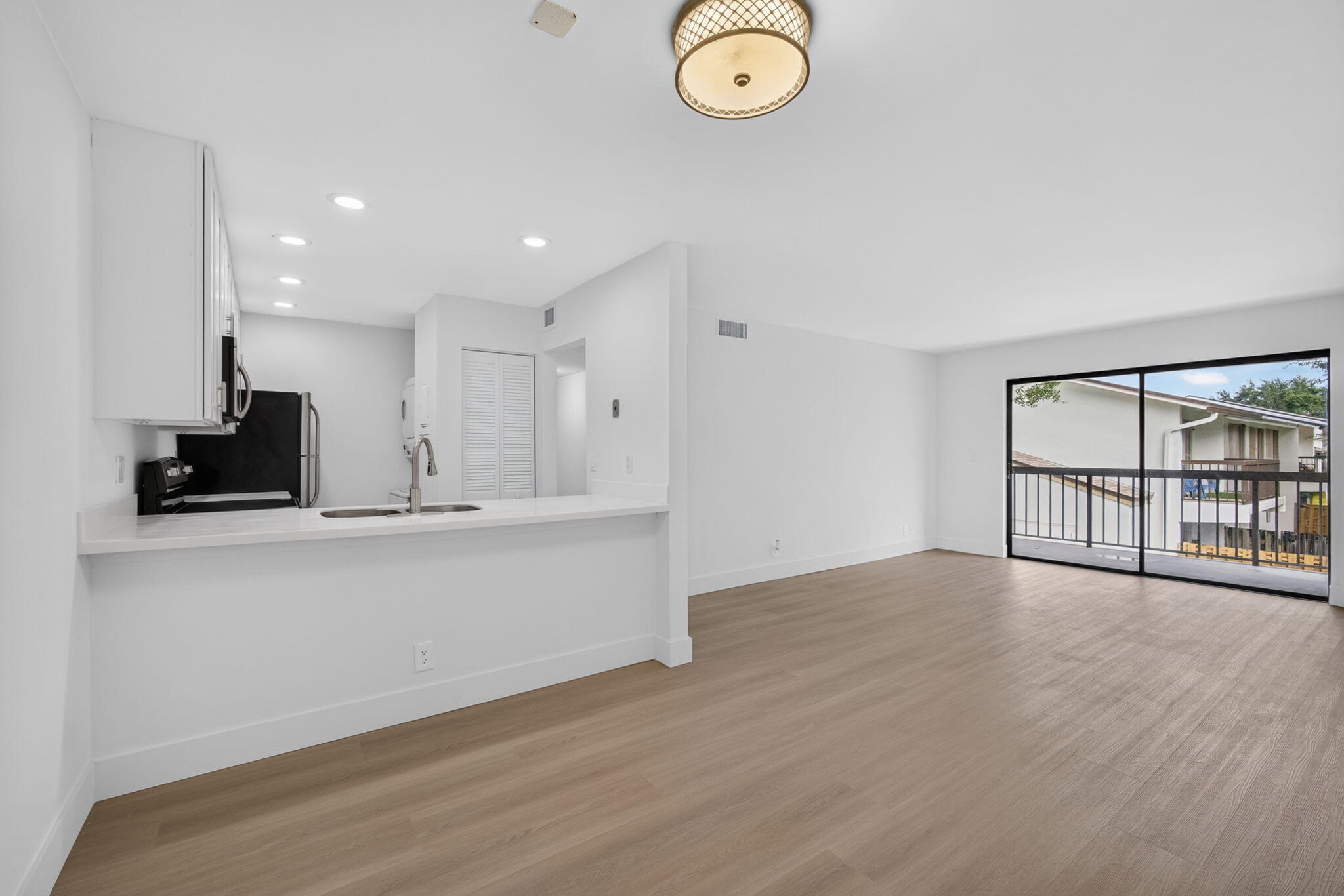 3404 Gardens E Drive 21B — photo