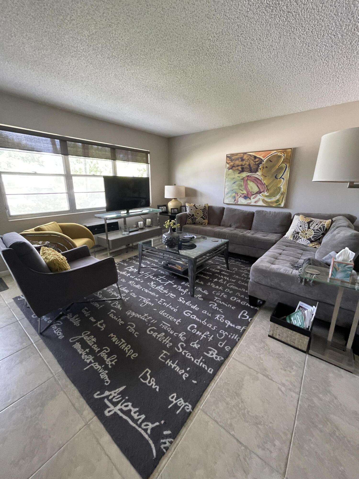 24 Oakridge C 24 — photo
