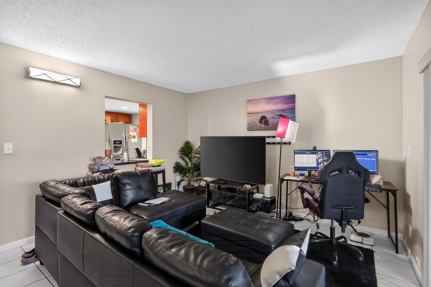 3254 N Pine Island Road — photo