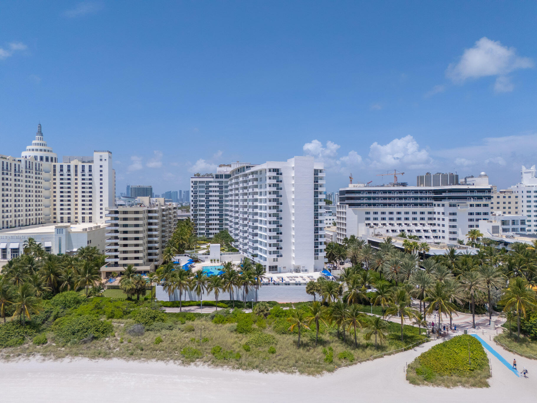 100 Lincoln Road Ph14 — photo