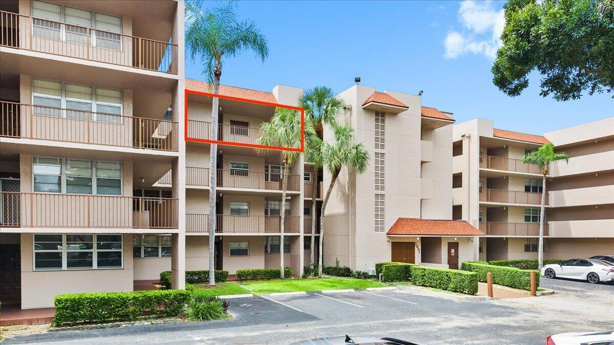 1831 Sabal Palm Drive 403 — photo