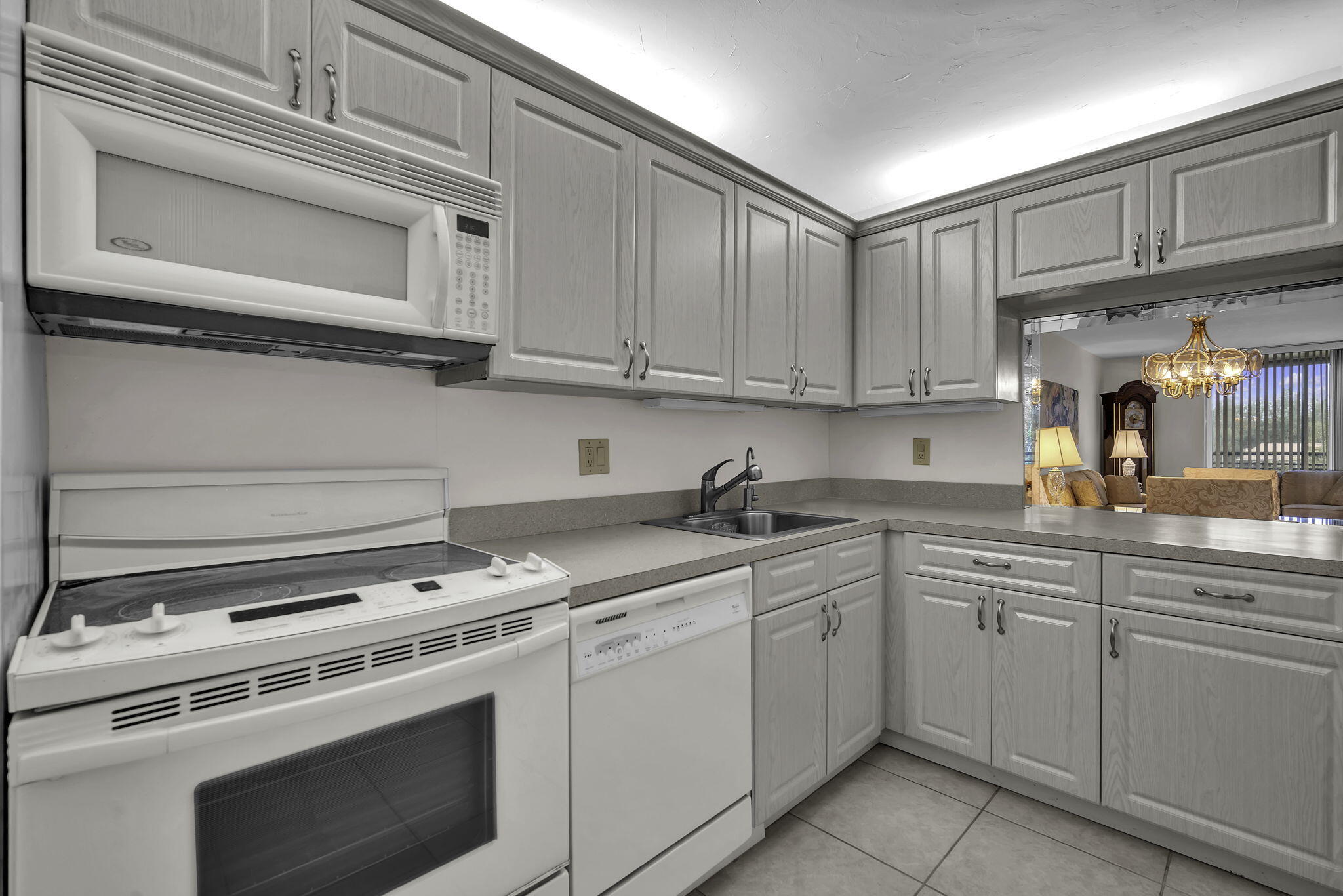 3231 Holiday Springs Boulevard 306 — photo