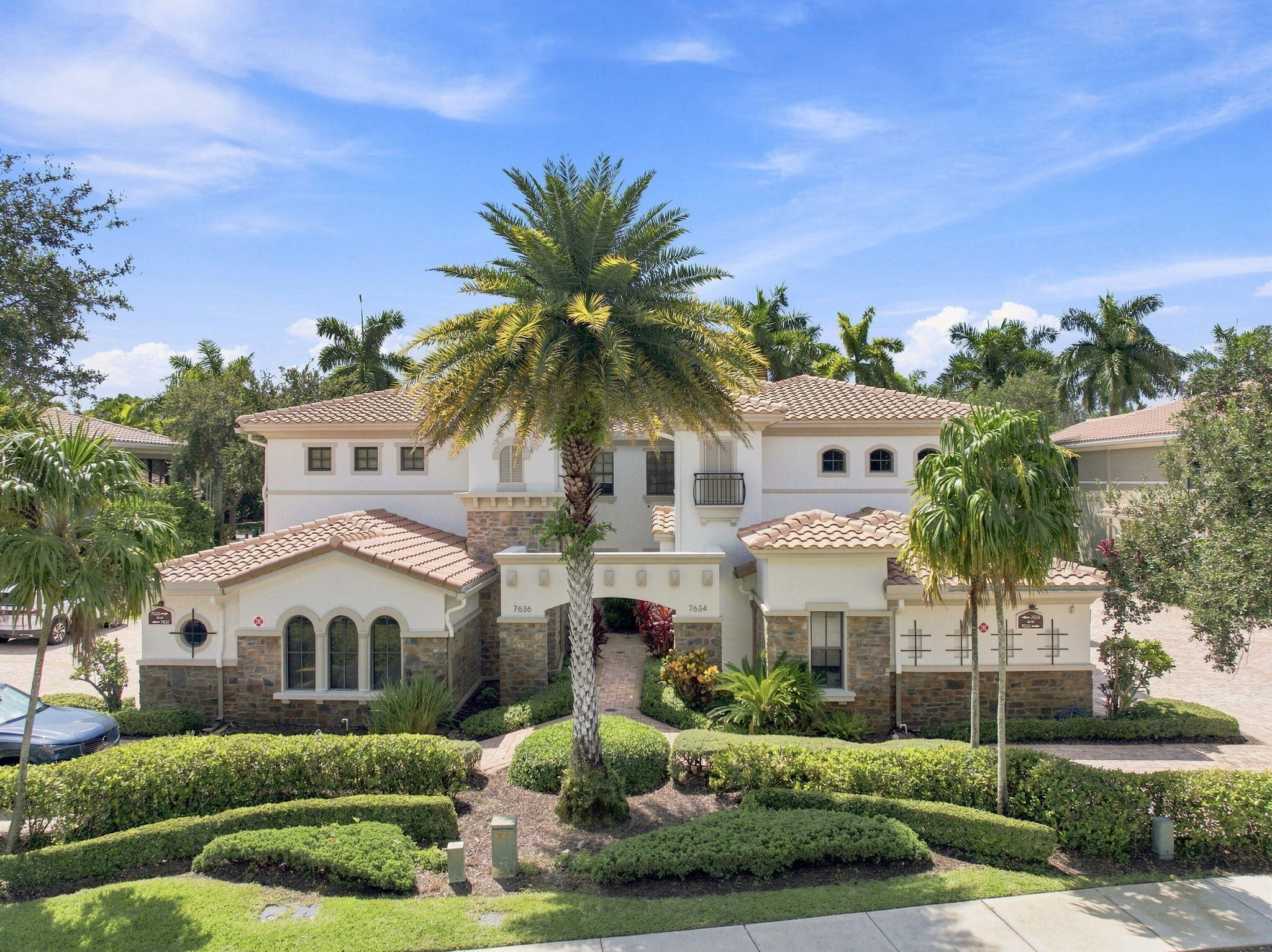 7634 Old Thyme Court — photo