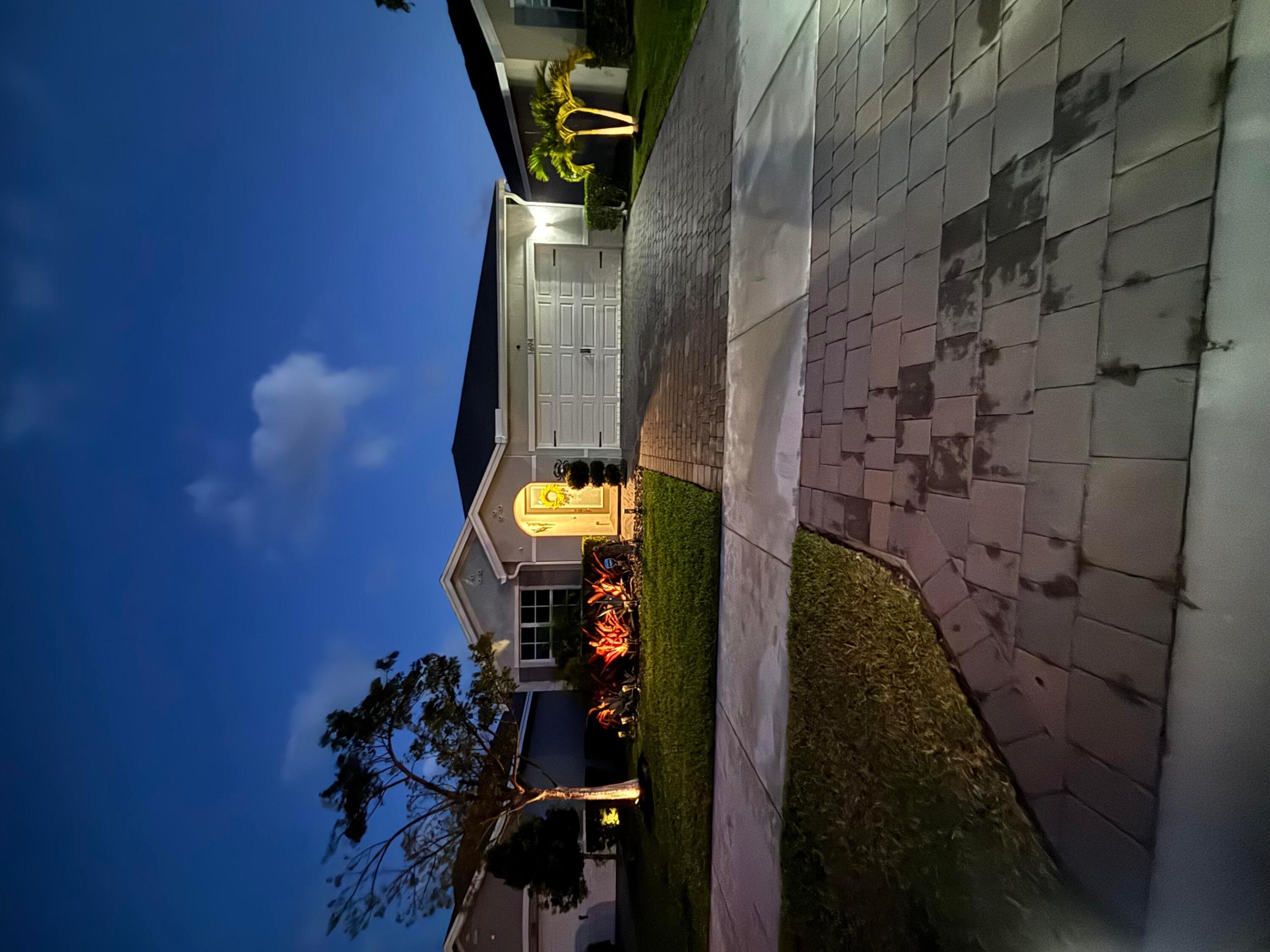 1694 NE White Pine Terrace — photo