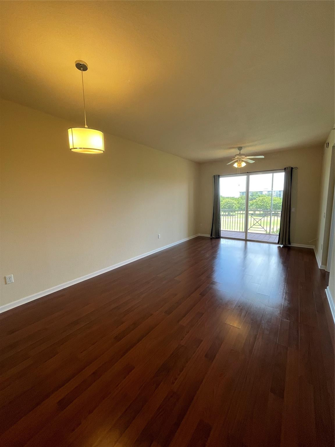 3500 Oaks Clubhouse Drive 510 — photo