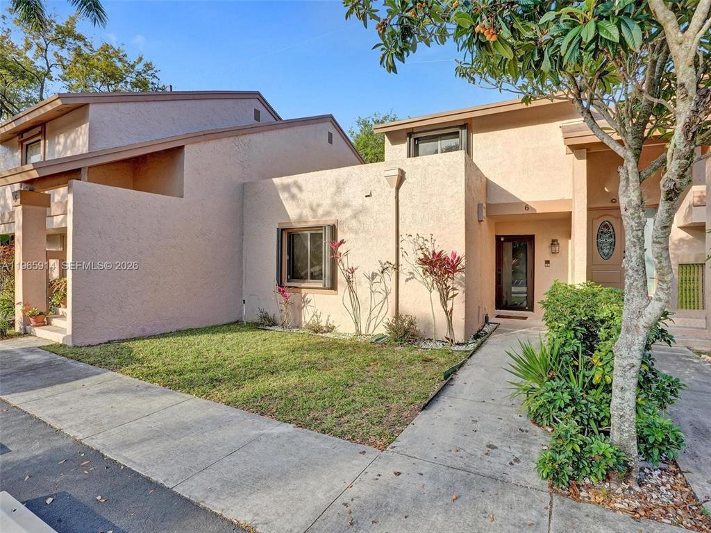 6 Chestnut Circle — photo