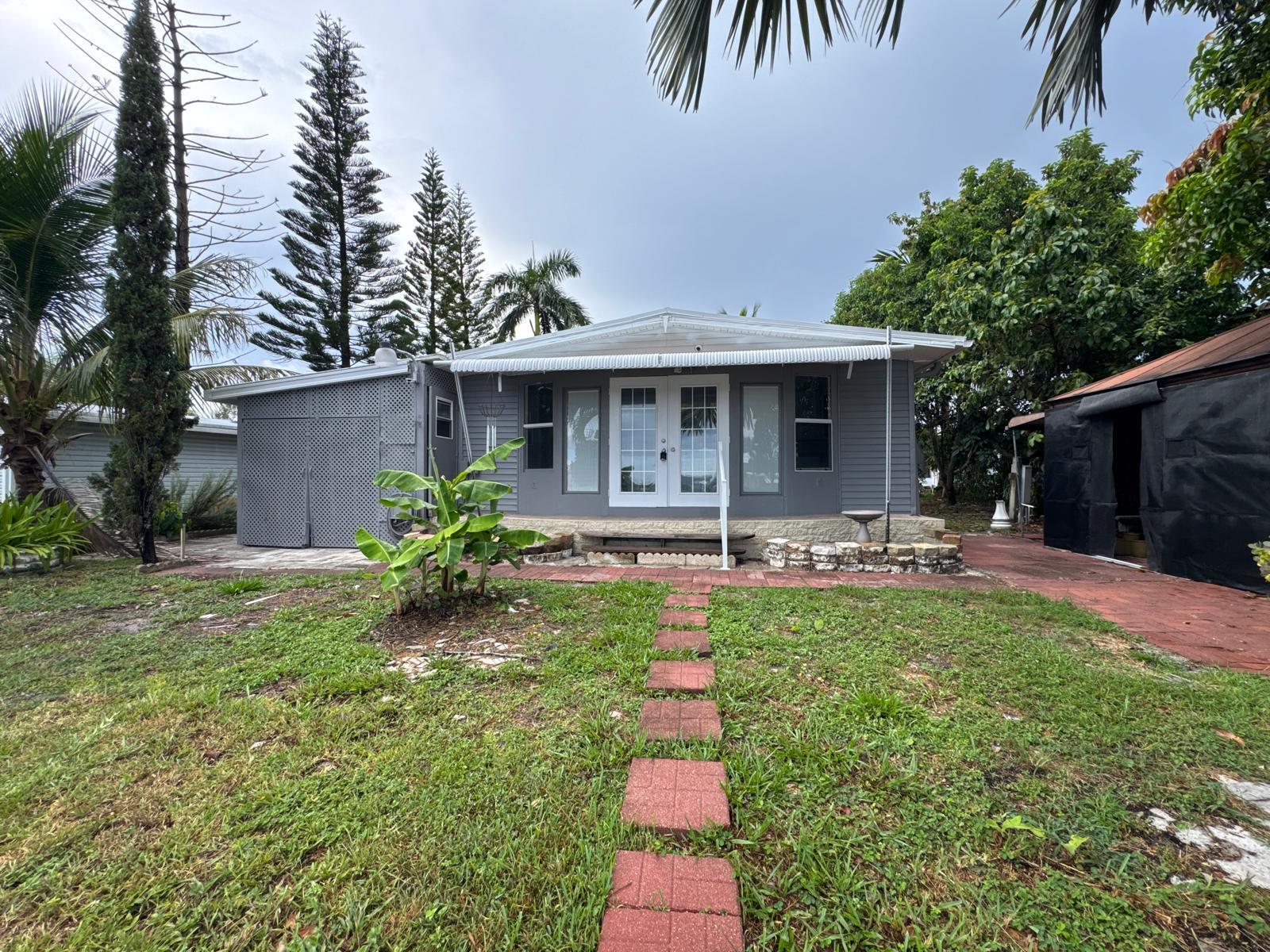 1495 Michelle Drive N 68 — photo