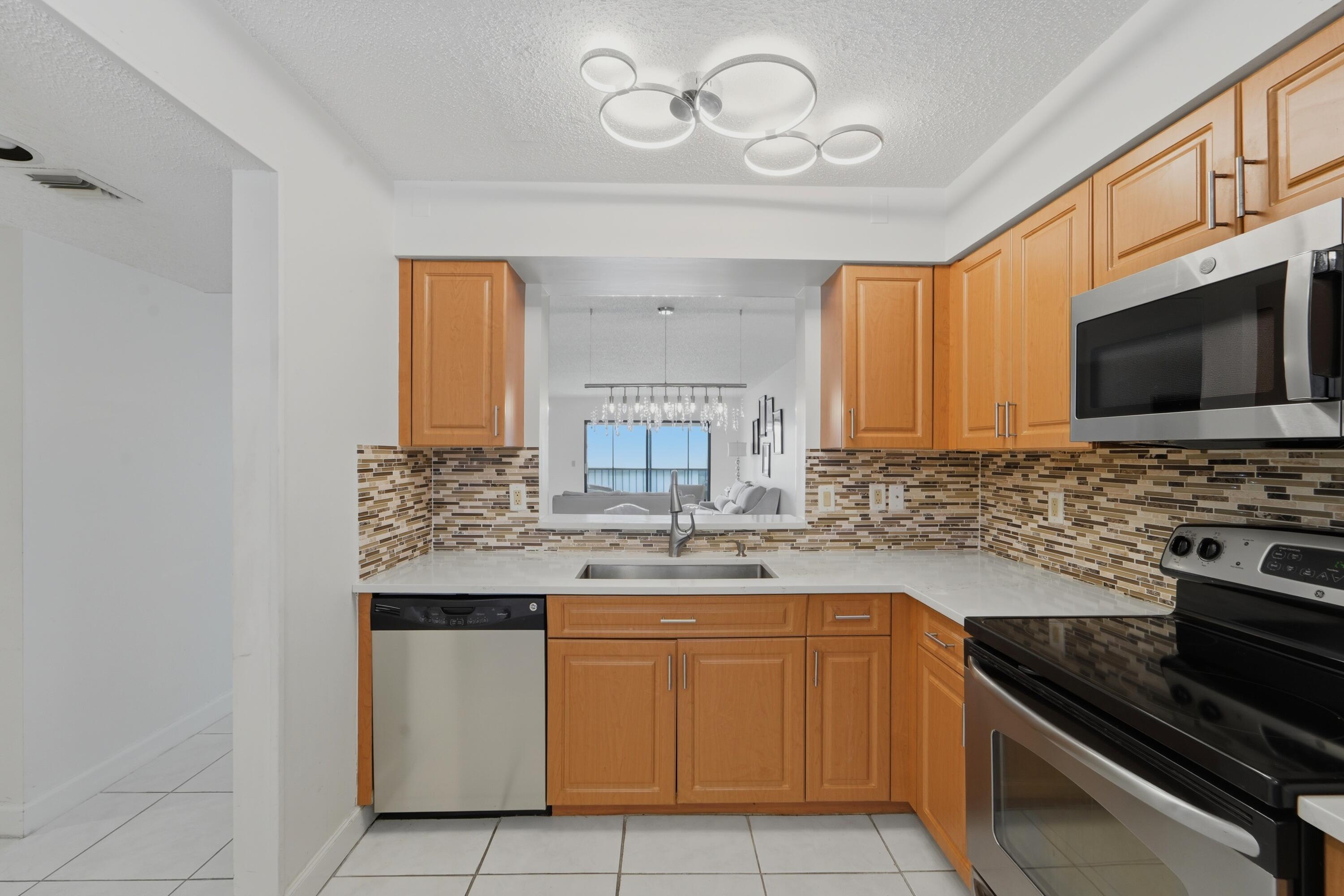 6093 Pointe Regal Circle 209 — photo