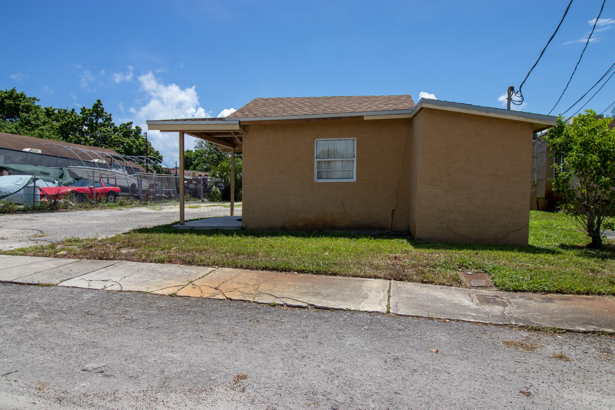 242 SW 7th Court — photo