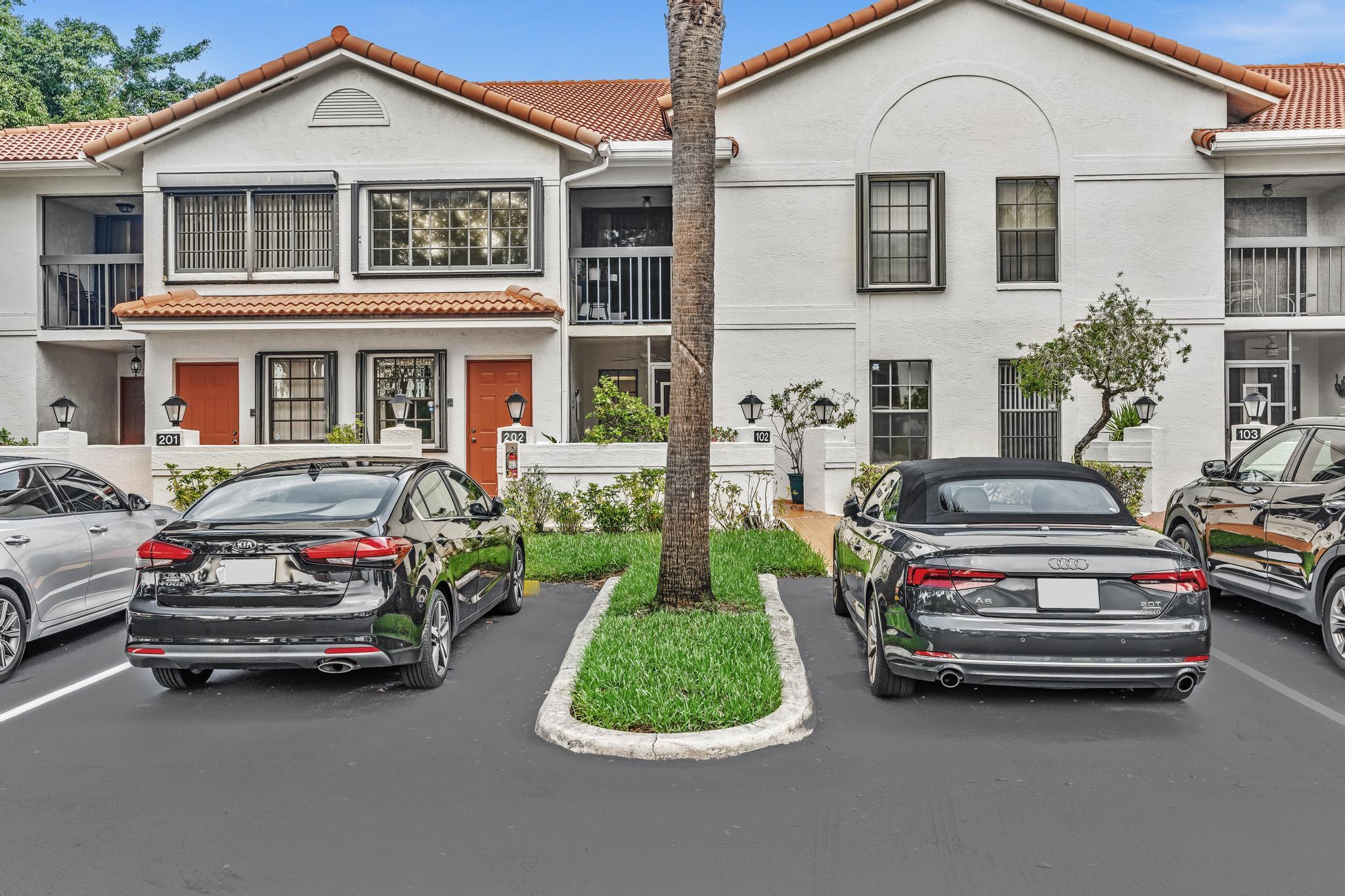 9632 Sills Drive E 102 — photo